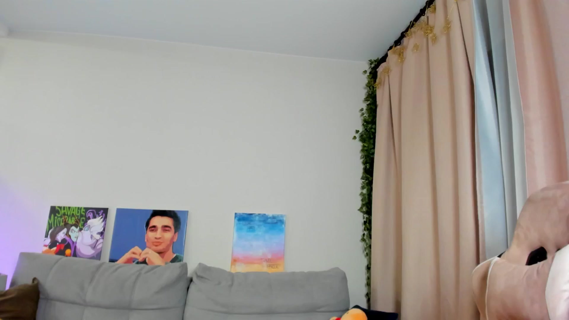 Gallery image thumbnail from Make_my_Luck's myfreecams stream on, 01/26/2025, 20:09 image 1 of 20