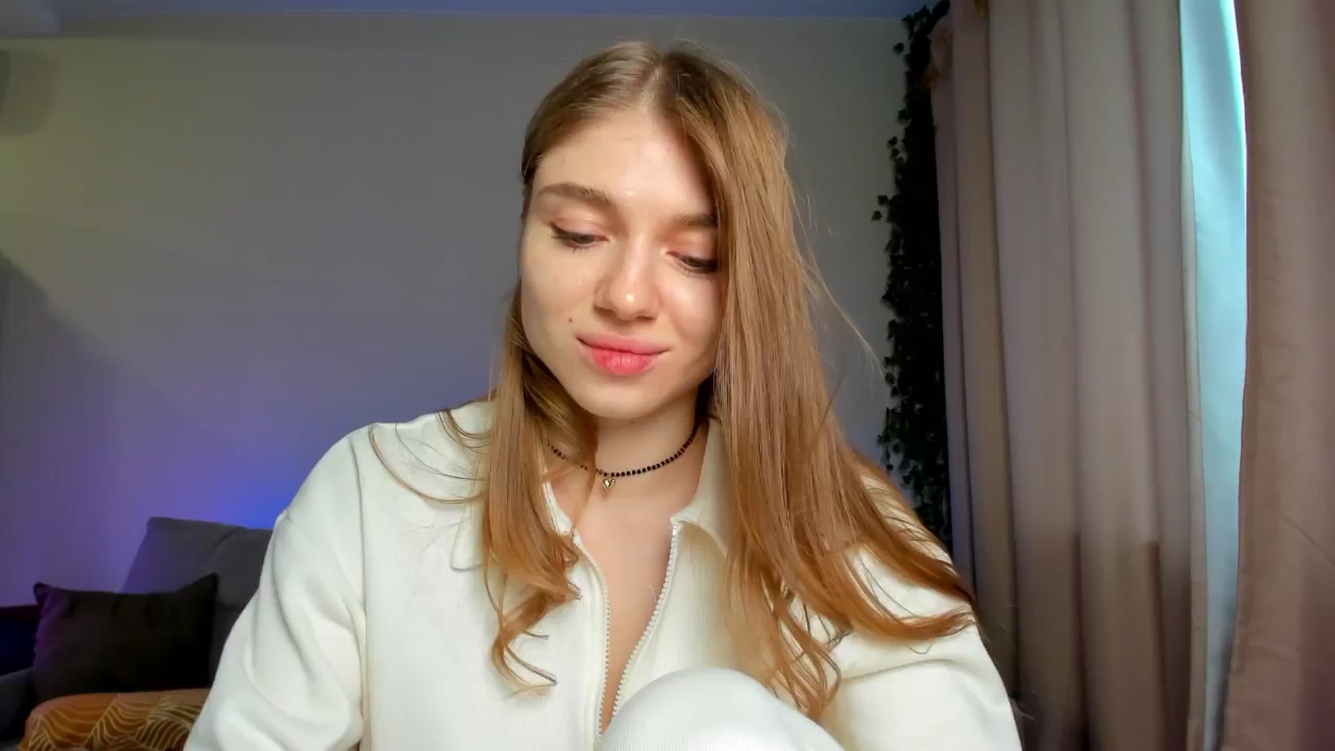 Gallery image thumbnail from Make_my_Luck's myfreecams stream on, 02/04/2025, 07:02 image 7 of 20
