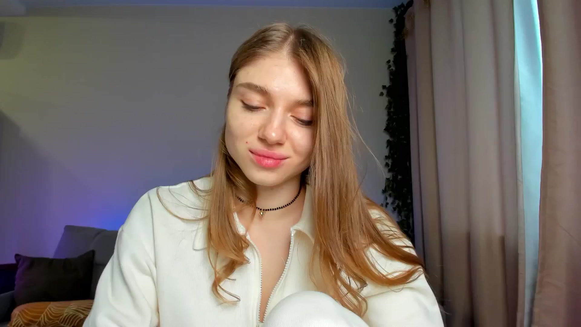 Gallery image thumbnail from Make_my_Luck's myfreecams stream on, 02/04/2025, 07:02 image 8 of 20