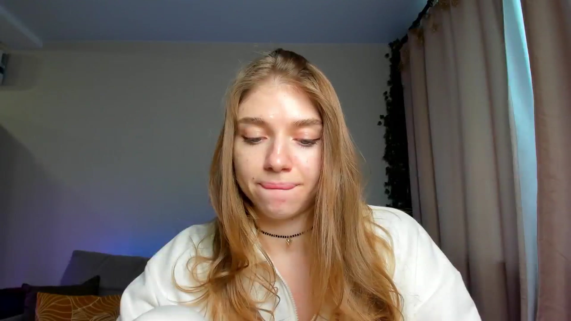 Gallery image thumbnail from Make_my_Luck's myfreecams stream on, 02/04/2025, 08:51 image 2 of 20