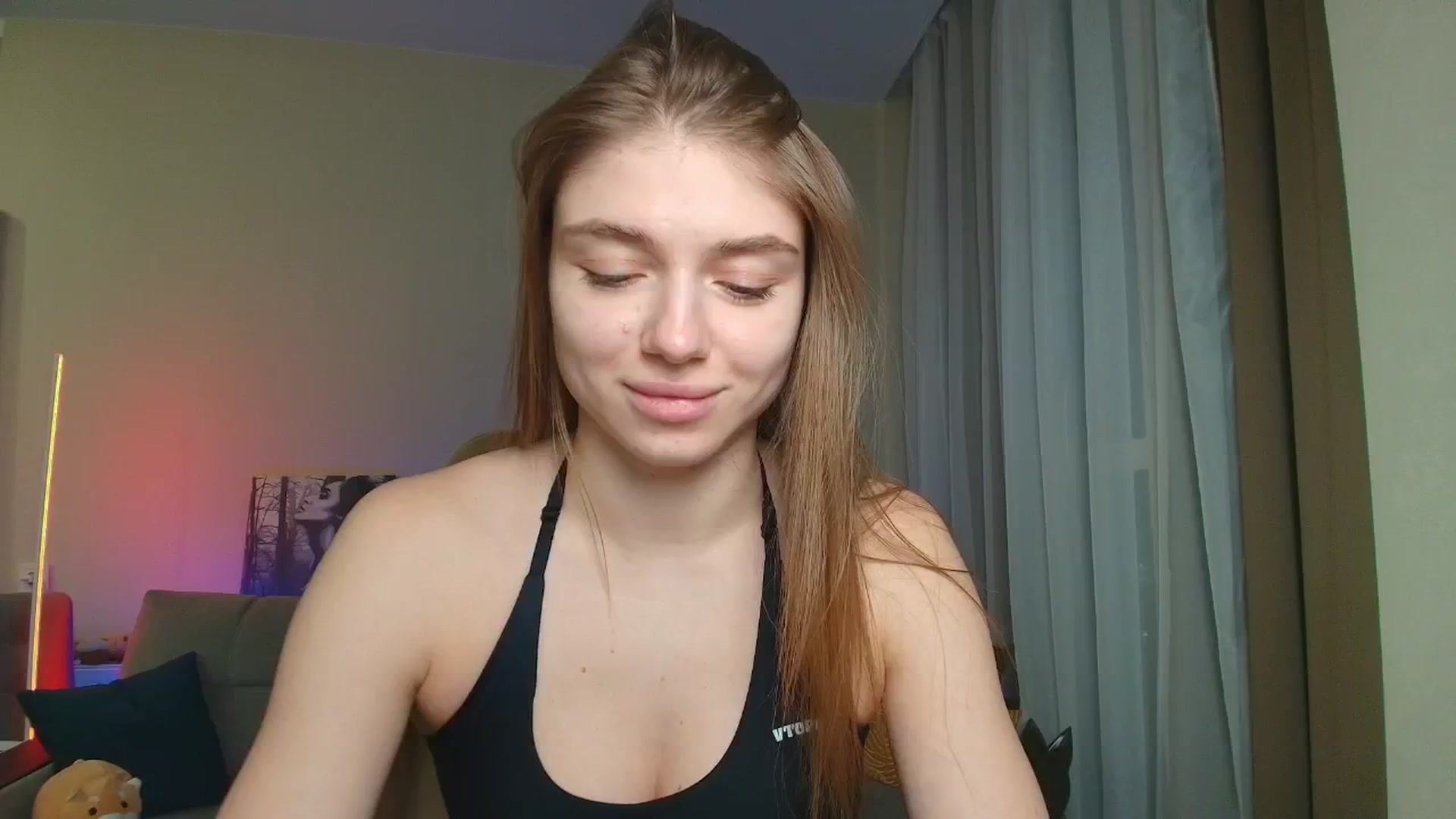 Gallery image thumbnail from Make_my_Luck's myfreecams stream on, 02/17/2025, 15:09 image 1 of 20