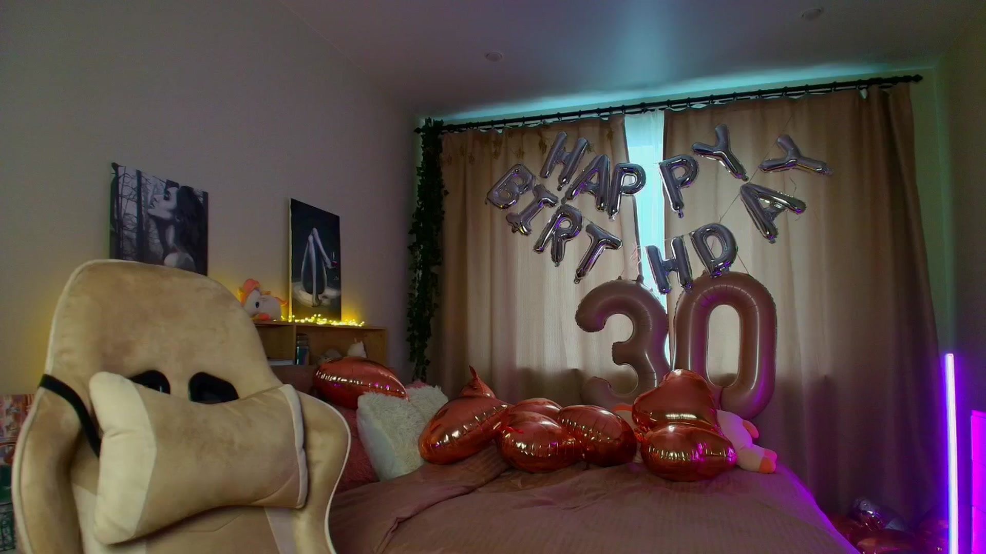 Gallery image thumbnail from Make_my_Luck's myfreecams stream on, 03/05/2025, 05:15 image 12 of 20