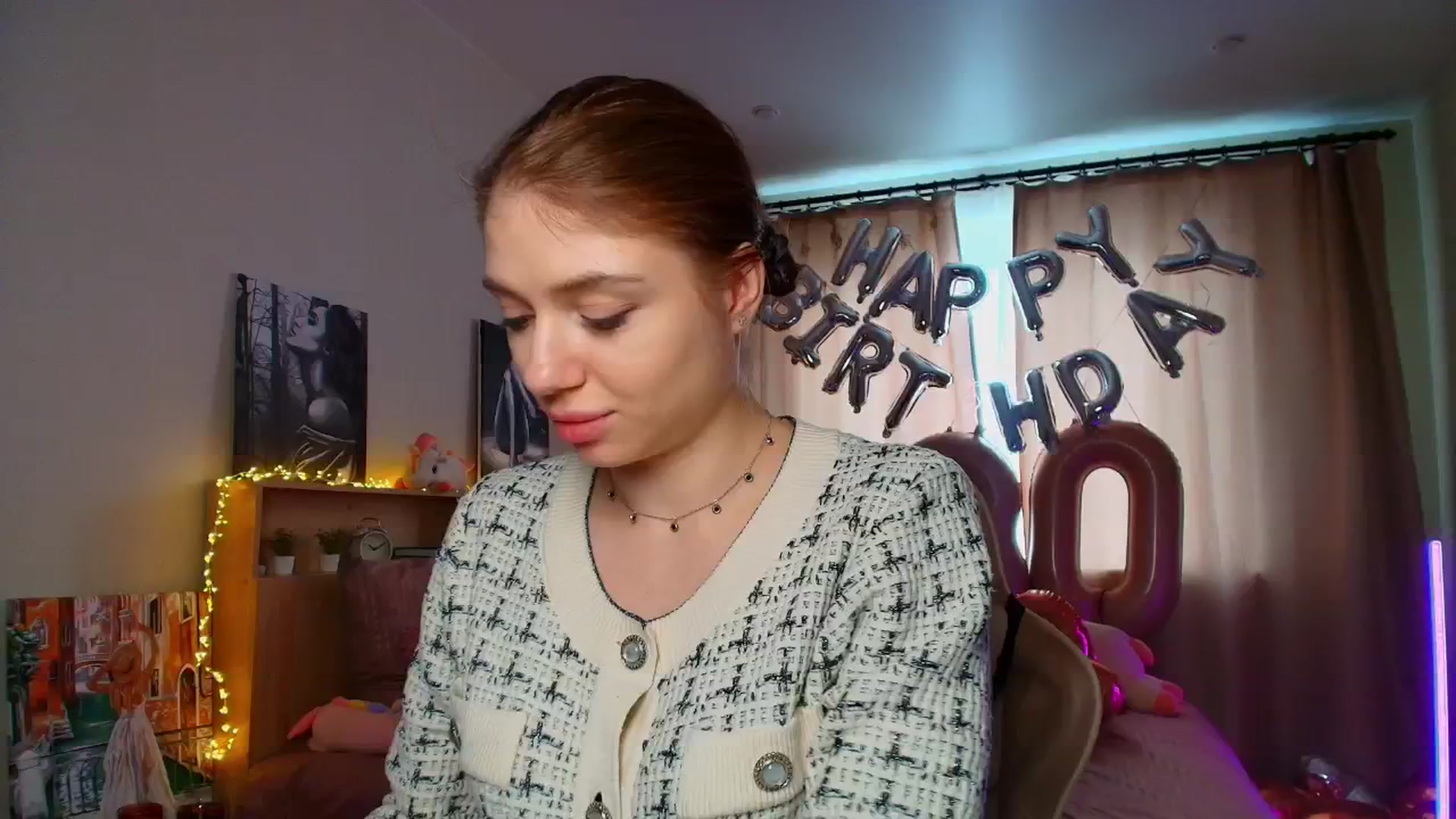Gallery image thumbnail from Make_my_Luck's myfreecams stream on, 03/05/2025, 07:17 image 19 of 20