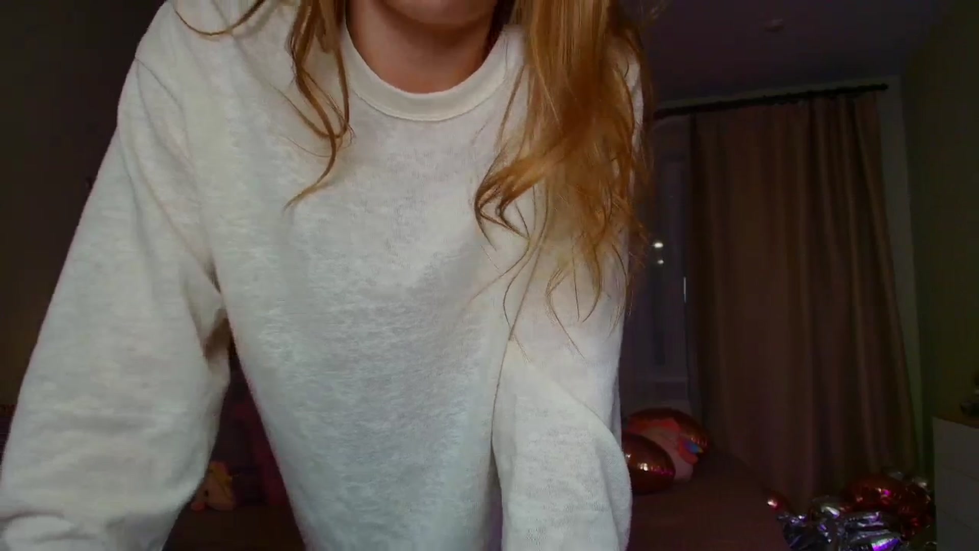 Gallery image thumbnail from Make_my_Luck's myfreecams stream on, 03/16/2025, 16:25 image 14 of 20