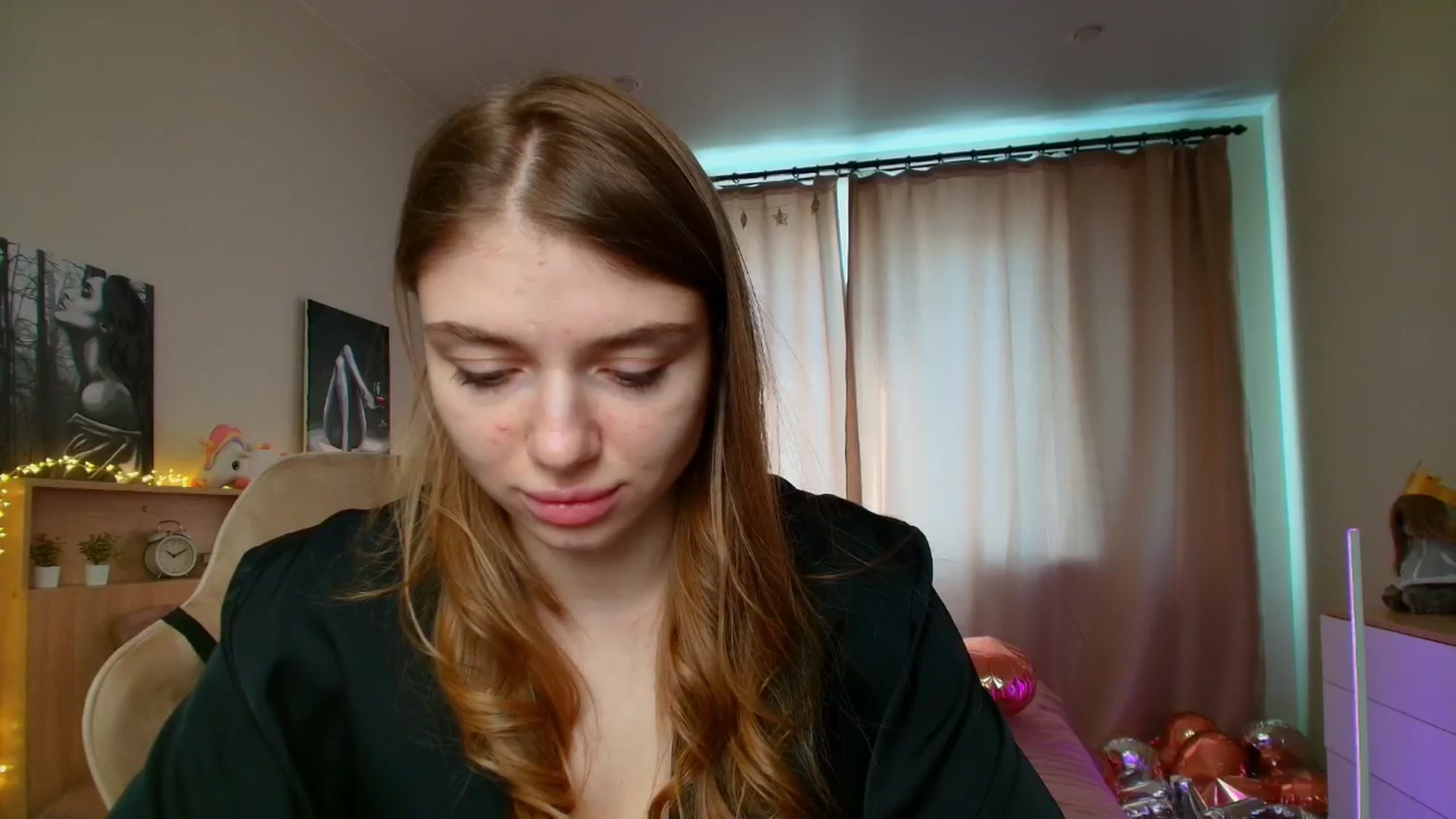 Gallery image thumbnail from Make_my_Luck's myfreecams stream on, 03/22/2025, 08:55 image 15 of 20