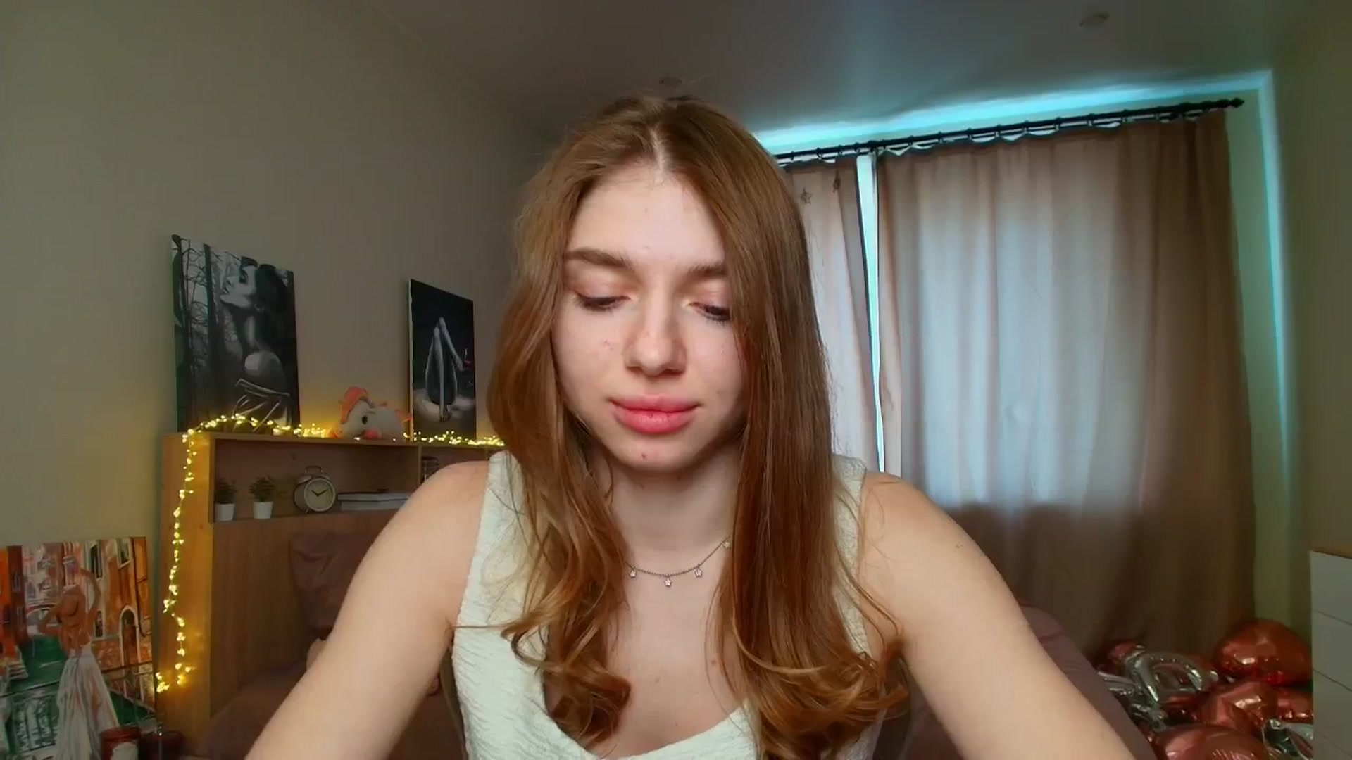 Gallery image thumbnail from Make_my_Luck's myfreecams stream on, 03/25/2025, 09:52 image 16 of 20