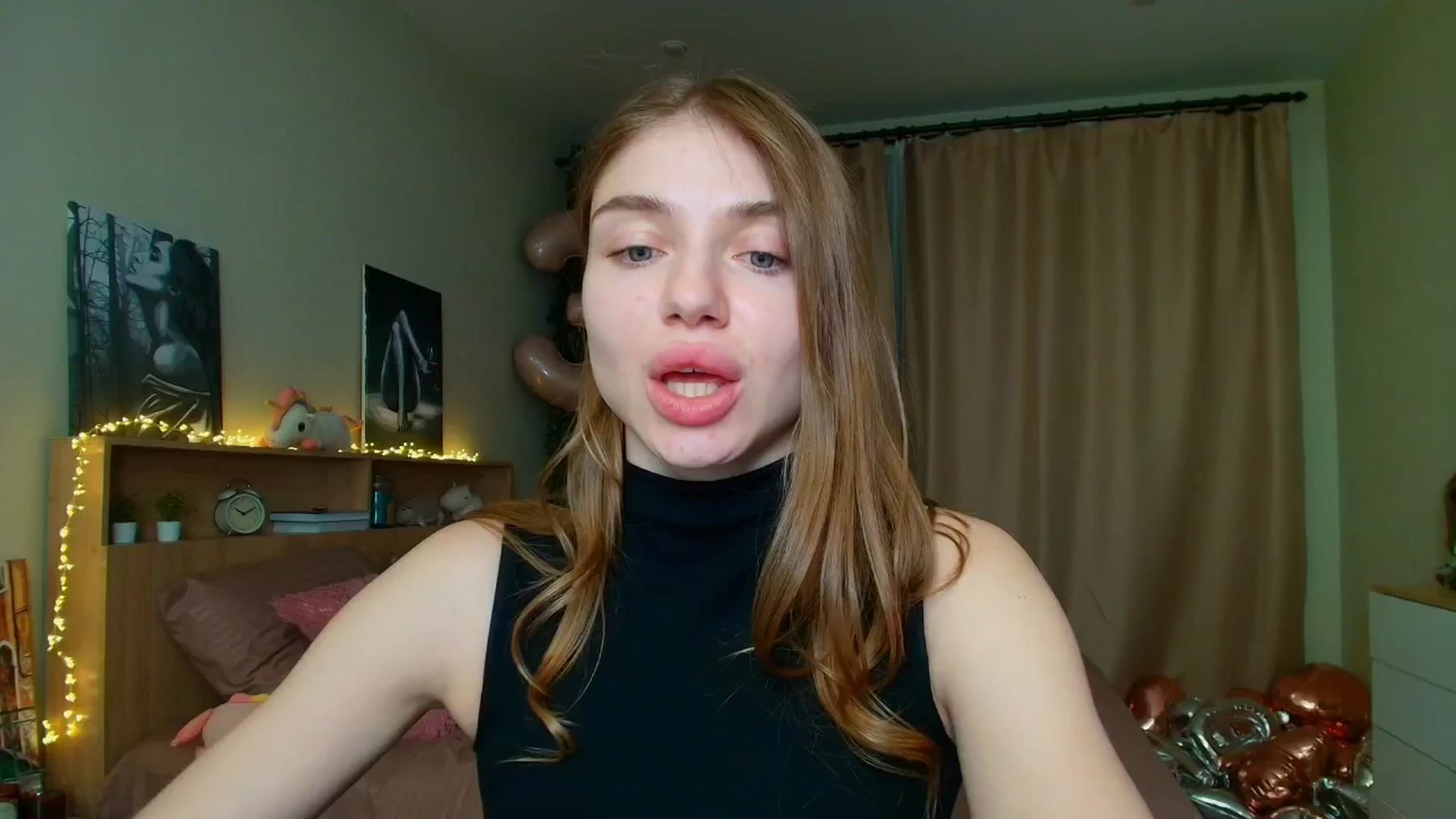Gallery image thumbnail from Make_my_Luck's myfreecams stream on, 03/28/2025, 21:28 image 4 of 20
