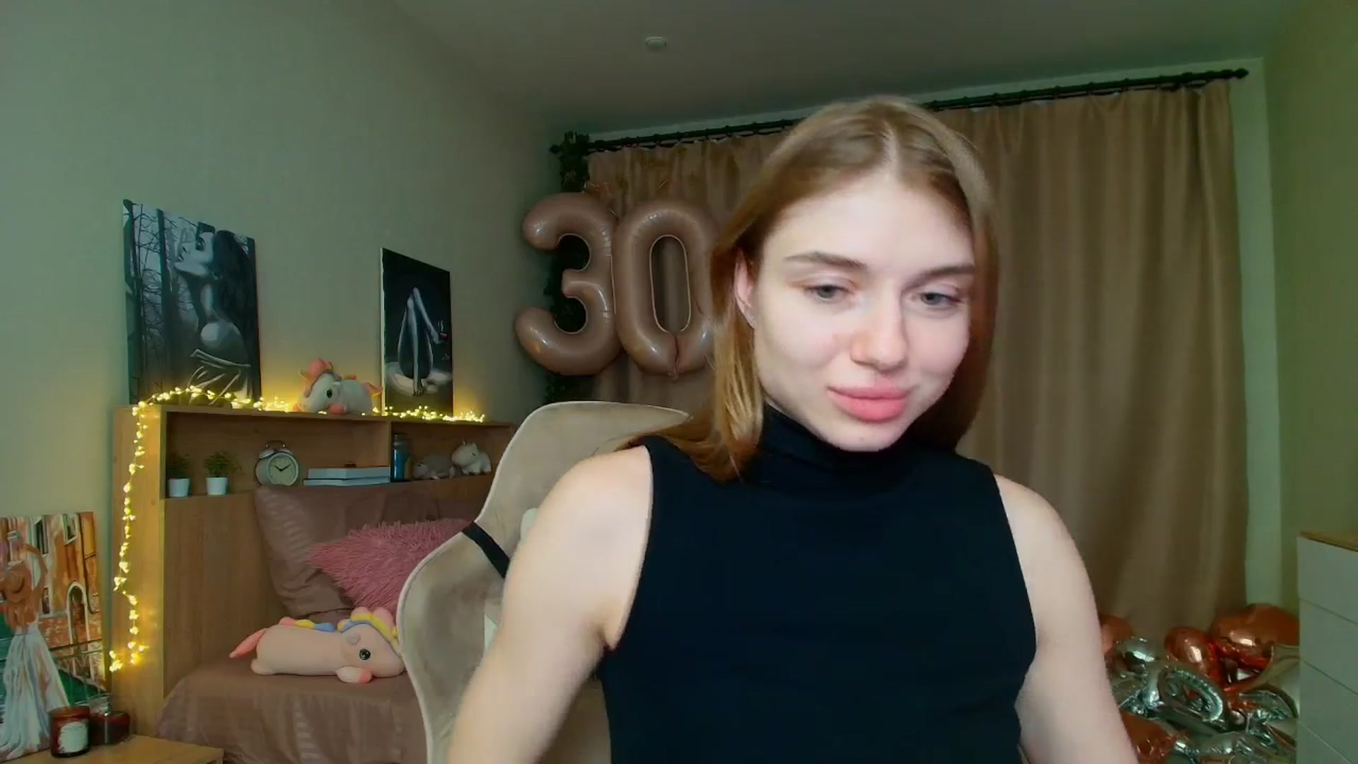 Gallery image thumbnail from Make_my_Luck's myfreecams stream on, 03/28/2025, 23:33 image 9 of 20