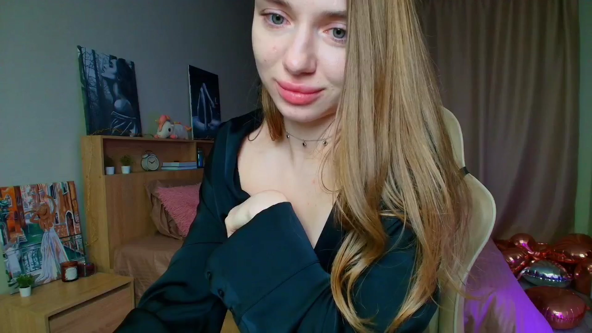 Gallery image thumbnail from Make_my_Luck's myfreecams stream on, 04/07/2025, 18:27 image 17 of 20