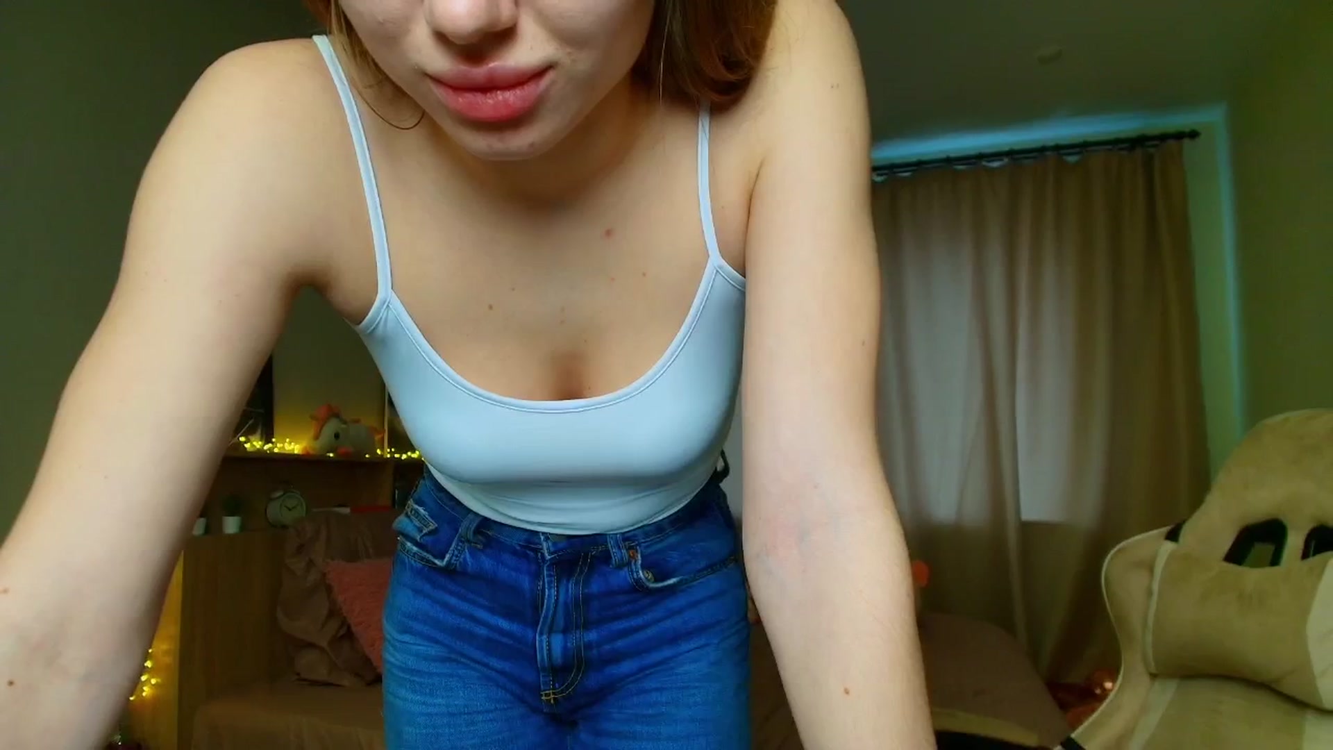 Gallery image thumbnail from Make_my_Luck's myfreecams stream on, 04/08/2025, 14:21 image 6 of 20