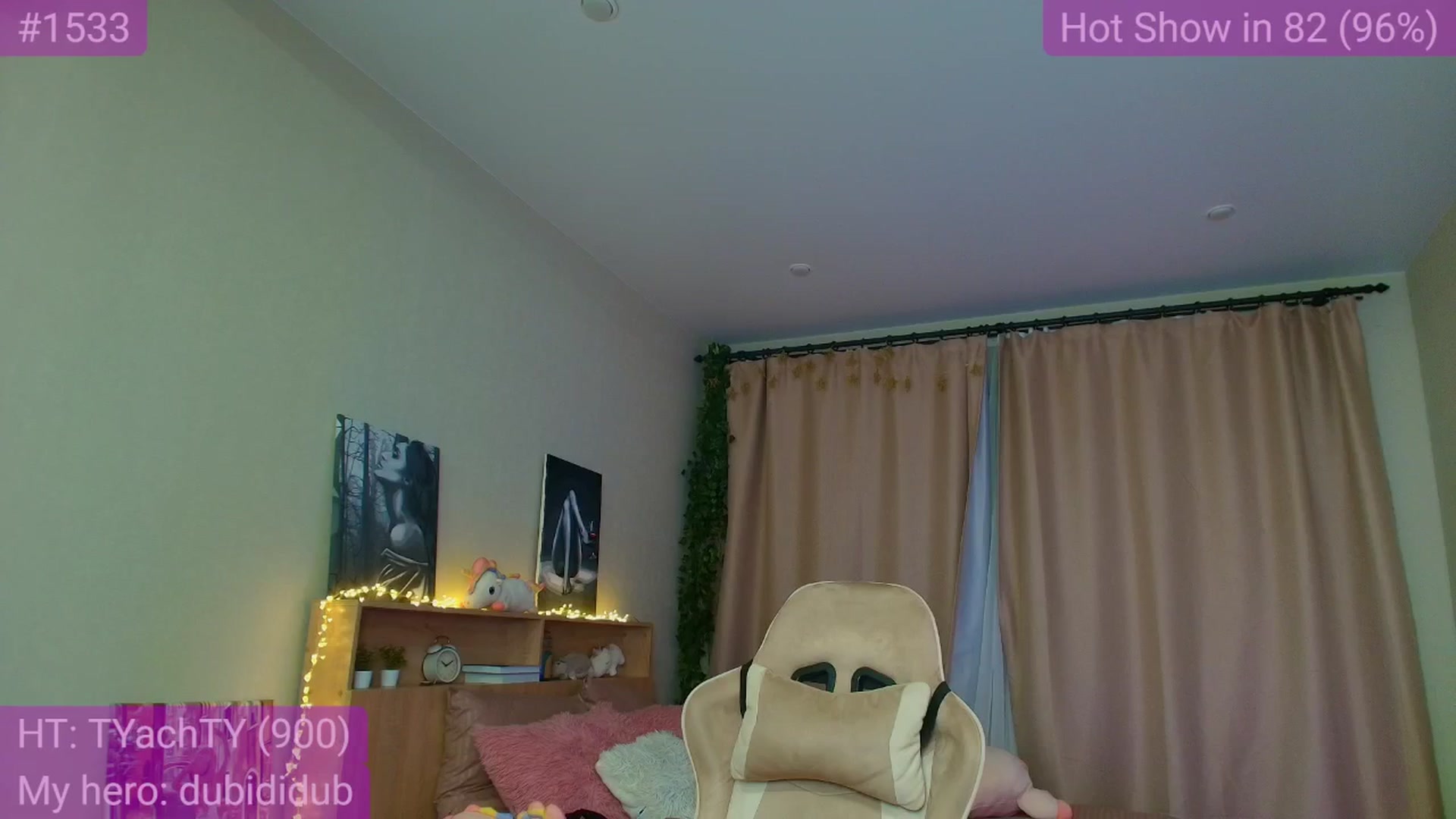 Gallery image thumbnail from Make_my_Luck's myfreecams stream on, 04/26/2025, 19:42 image 18 of 20