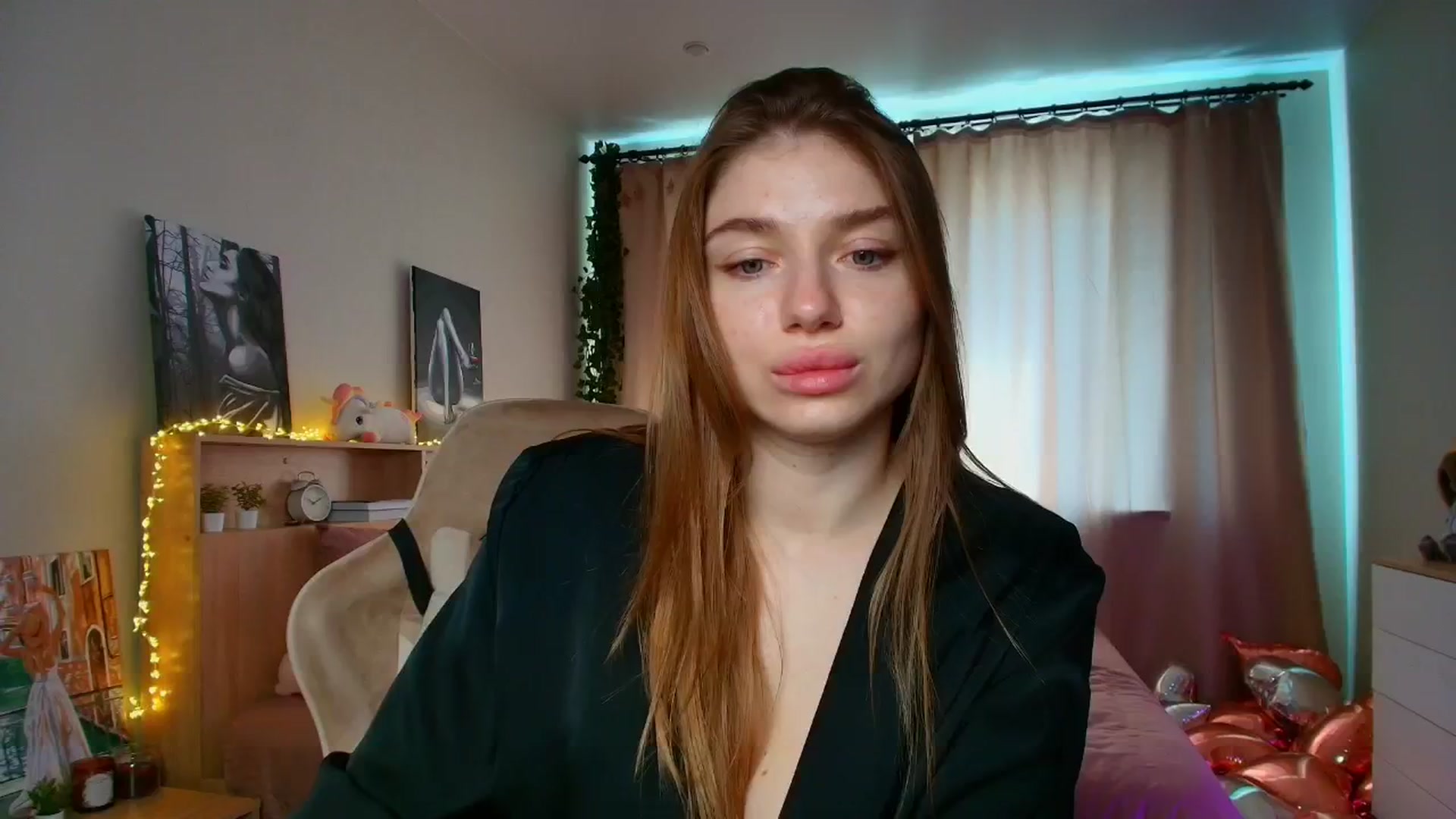 Gallery image thumbnail from Make_my_Luck's myfreecams stream on, 04/29/2025, 08:11 image 3 of 20