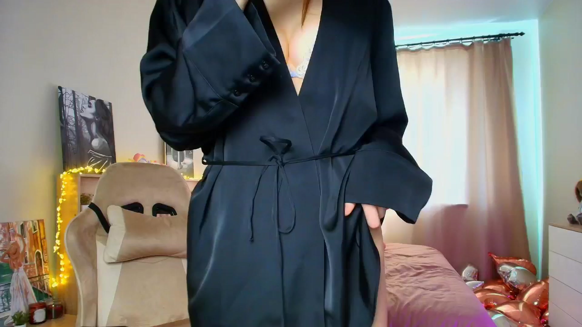 Gallery image thumbnail from Make_my_Luck's myfreecams stream on, 04/29/2025, 08:11 image 12 of 20