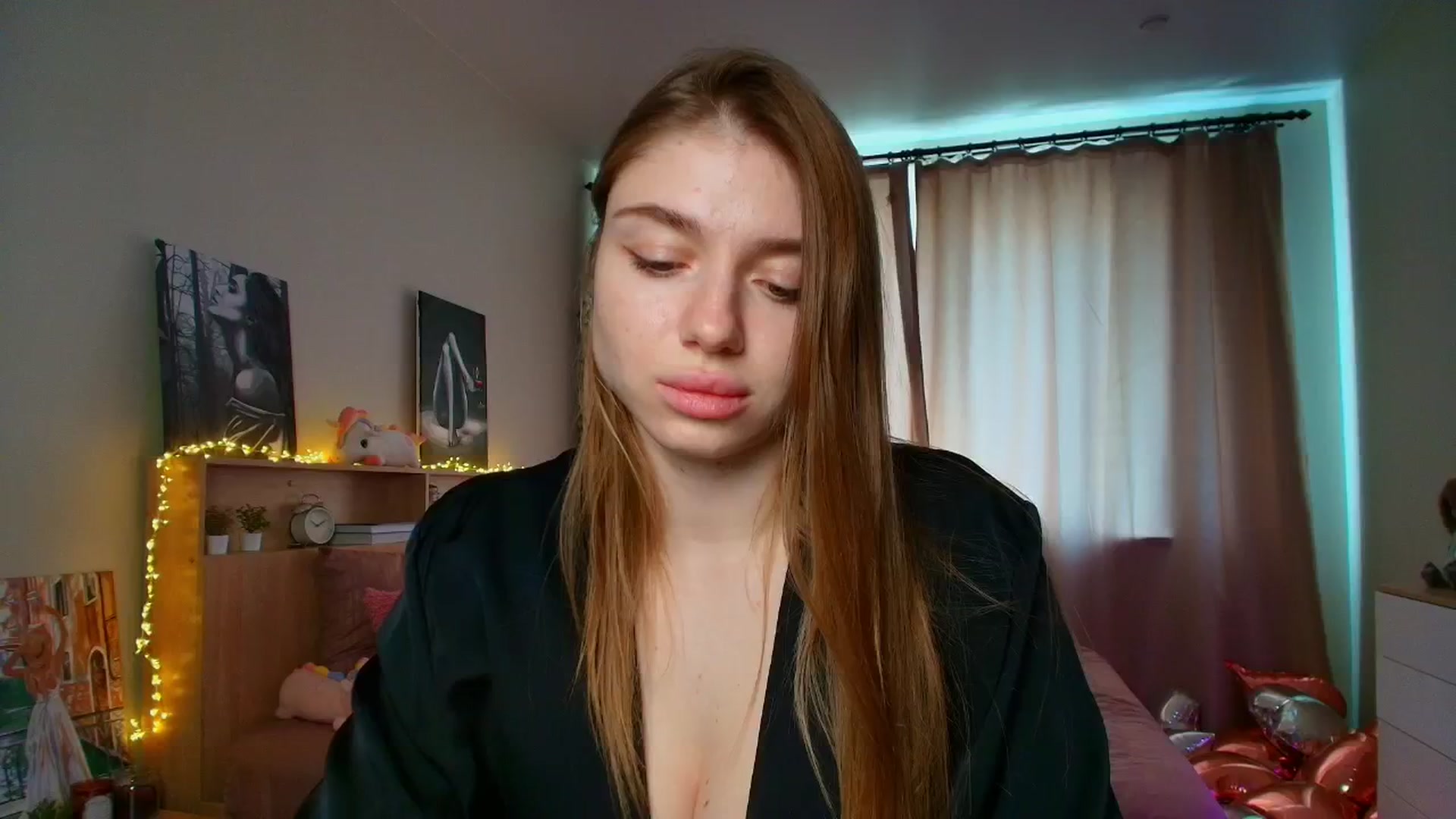 Gallery image thumbnail from Make_my_Luck's myfreecams stream on, 04/29/2025, 08:59 image 4 of 20