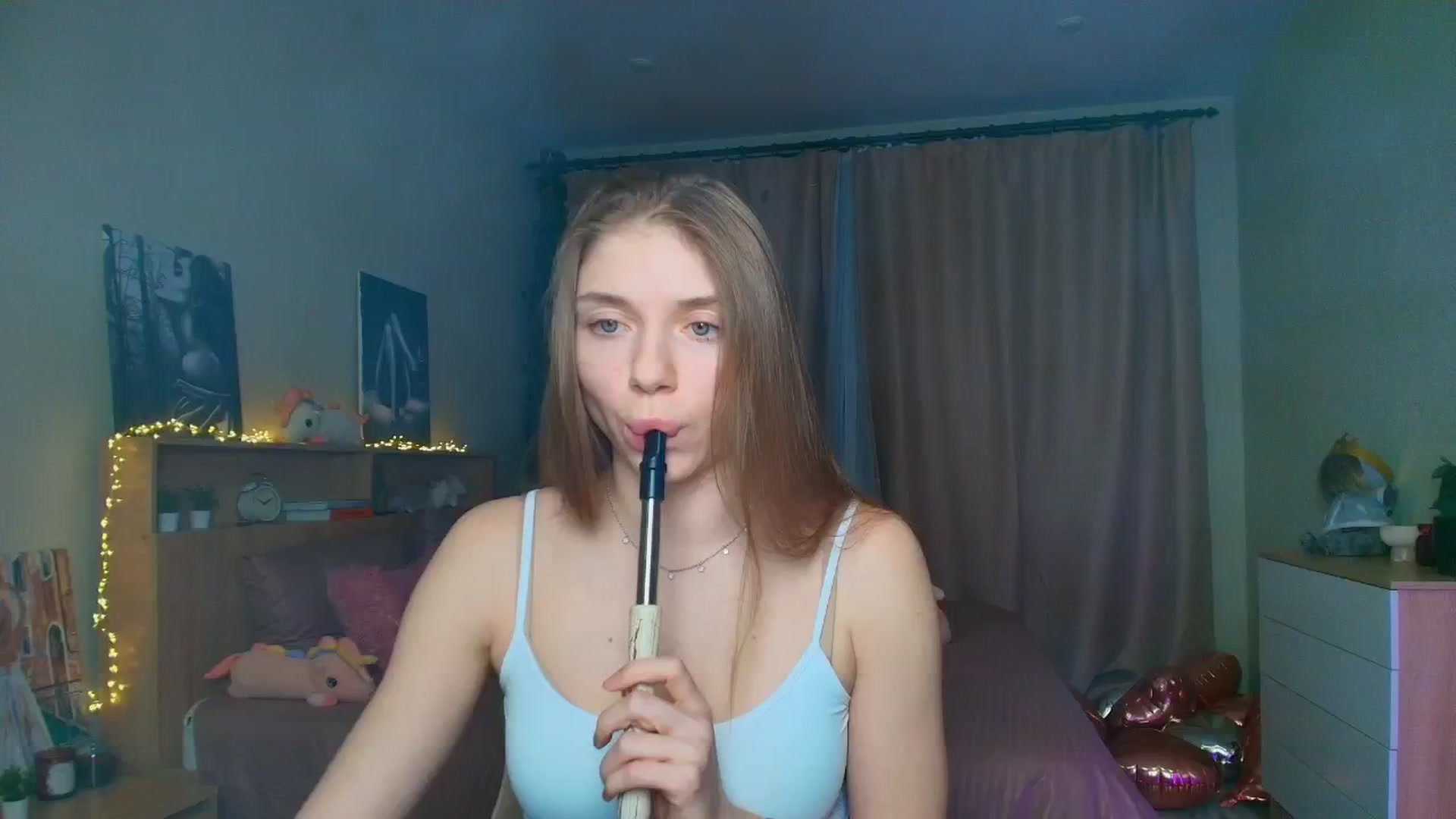 Gallery image thumbnail from Make_my_Luck's myfreecams stream on, 05/08/2025, 17:33 image 7 of 20
