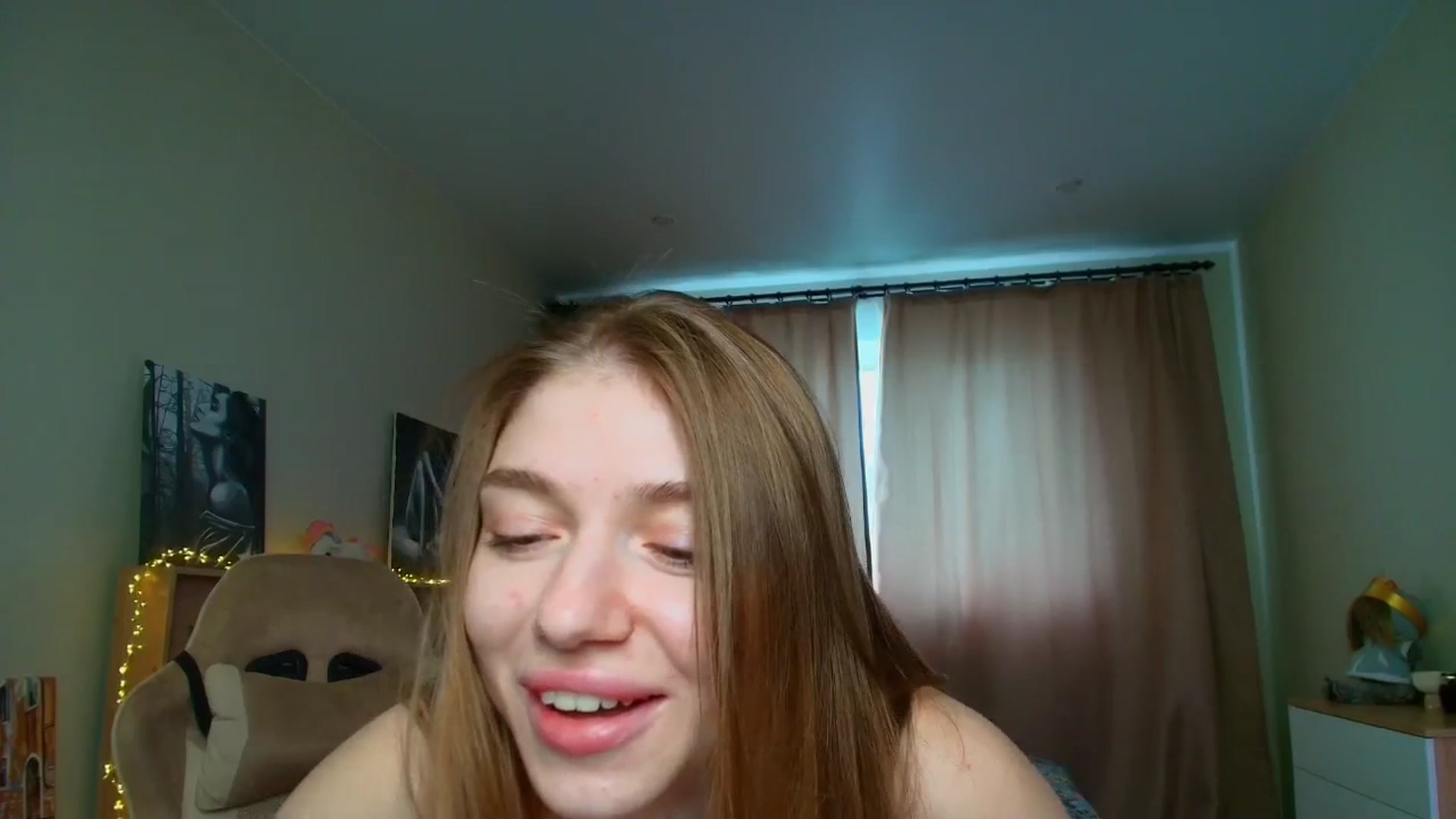 Gallery image thumbnail from Make_my_Luck's myfreecams stream on, 05/14/2025, 08:51 image 15 of 20