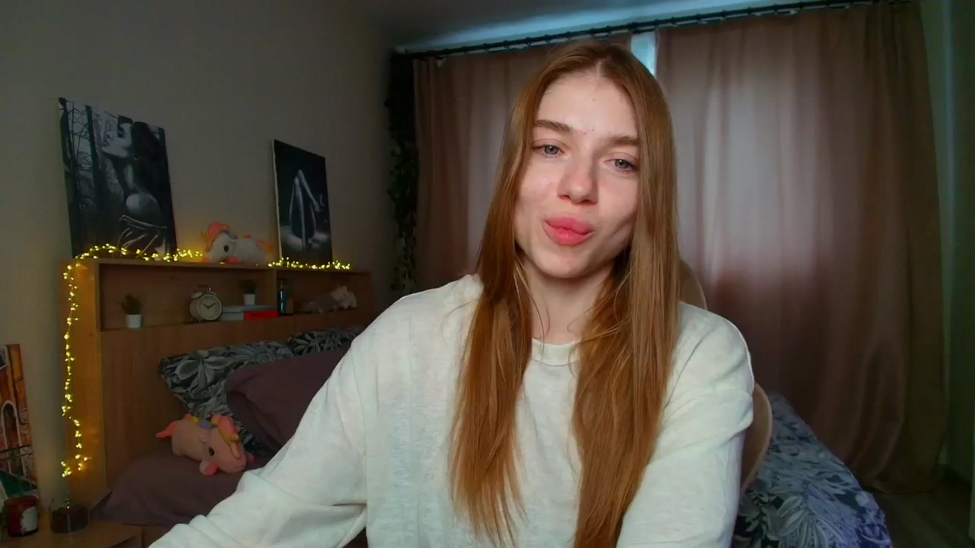Gallery image thumbnail from Make_my_Luck's myfreecams stream on, 05/14/2025, 11:45 image 12 of 20