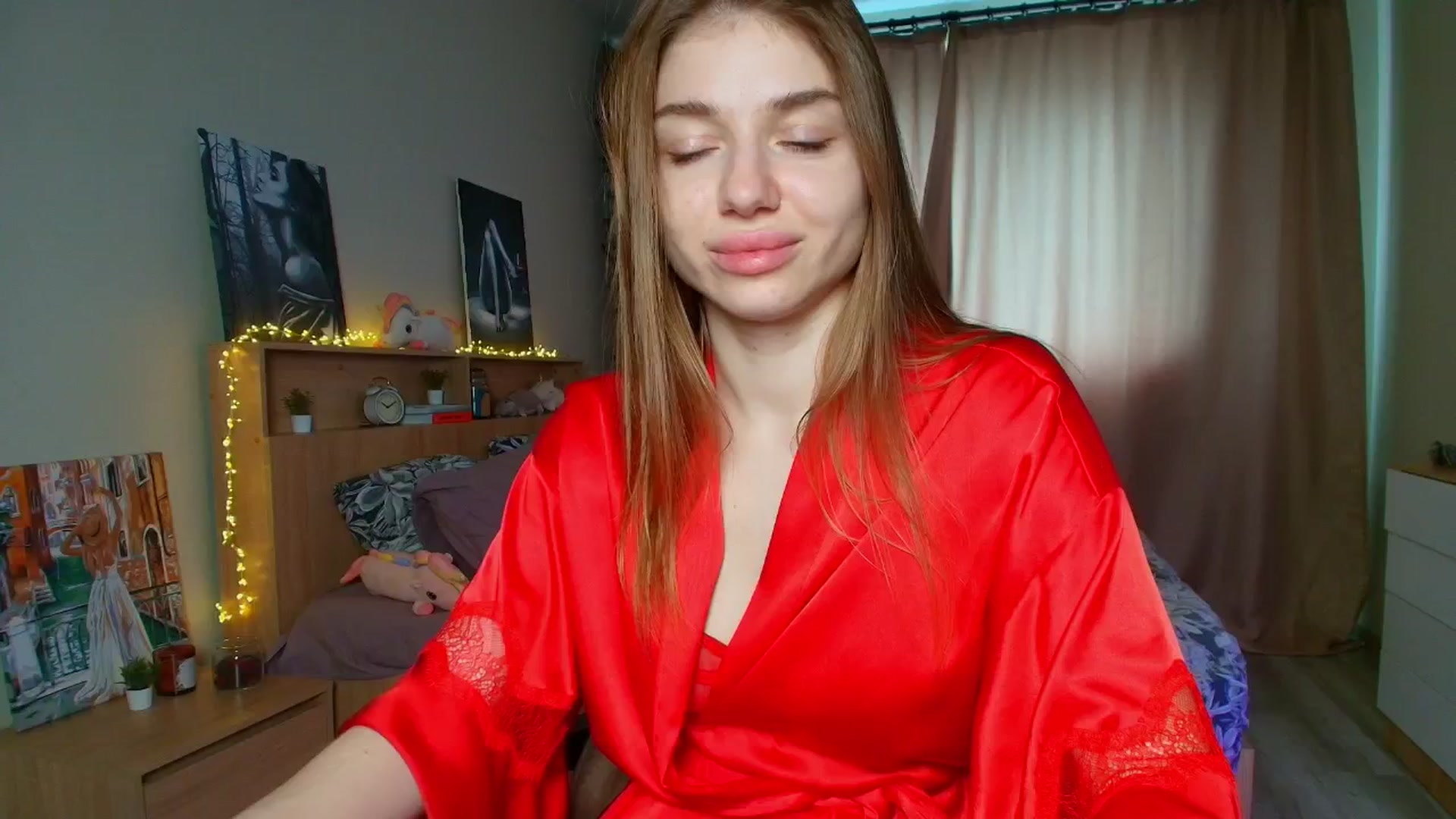 Gallery image thumbnail from Make_my_Luck's myfreecams stream on, 05/19/2025, 08:23 image 5 of 20