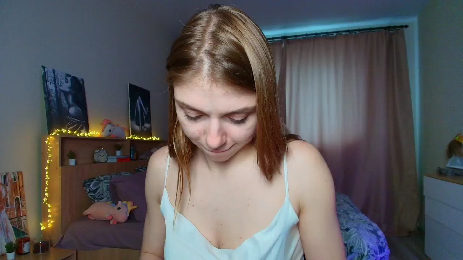 Gallery image thumbnail from Make_my_Luck's myfreecams stream on, 05/19/2025, 11:28 image 19 of 20