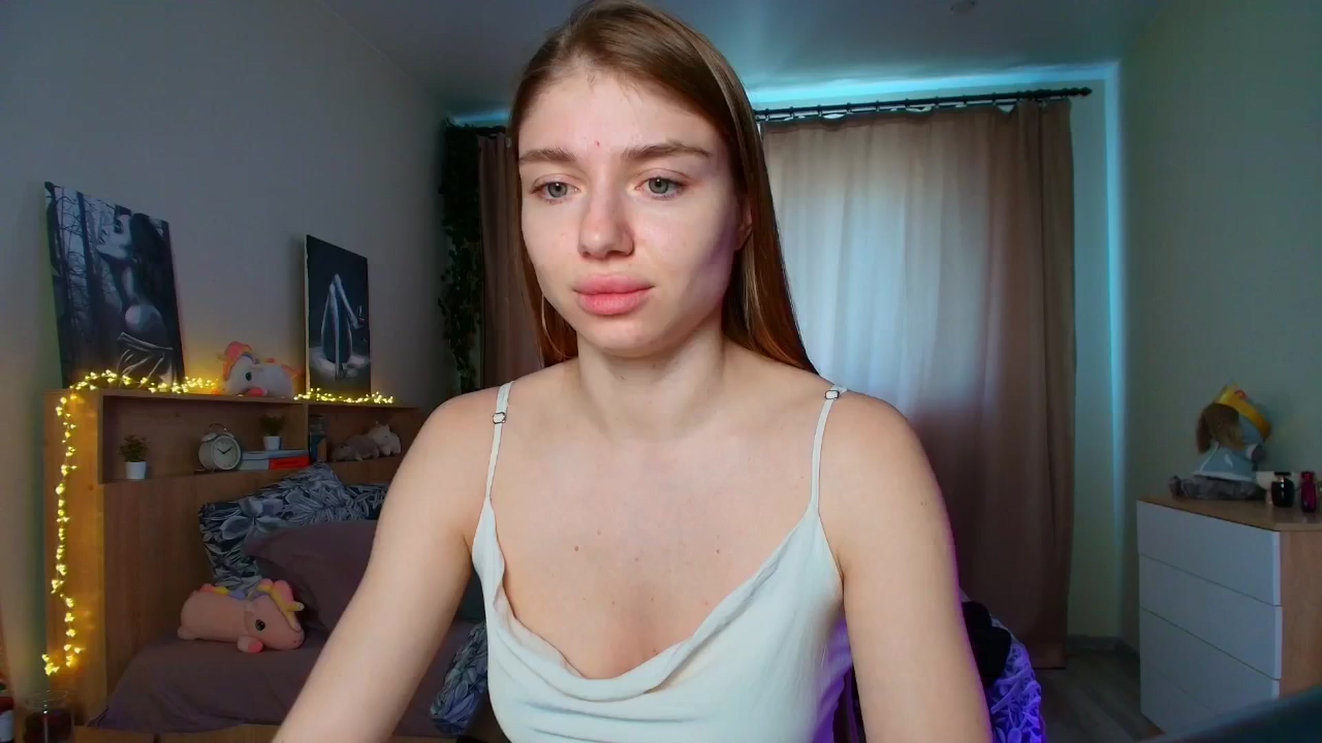 Gallery image thumbnail from Make_my_Luck's myfreecams stream on, 05/29/2025, 10:05 image 13 of 20