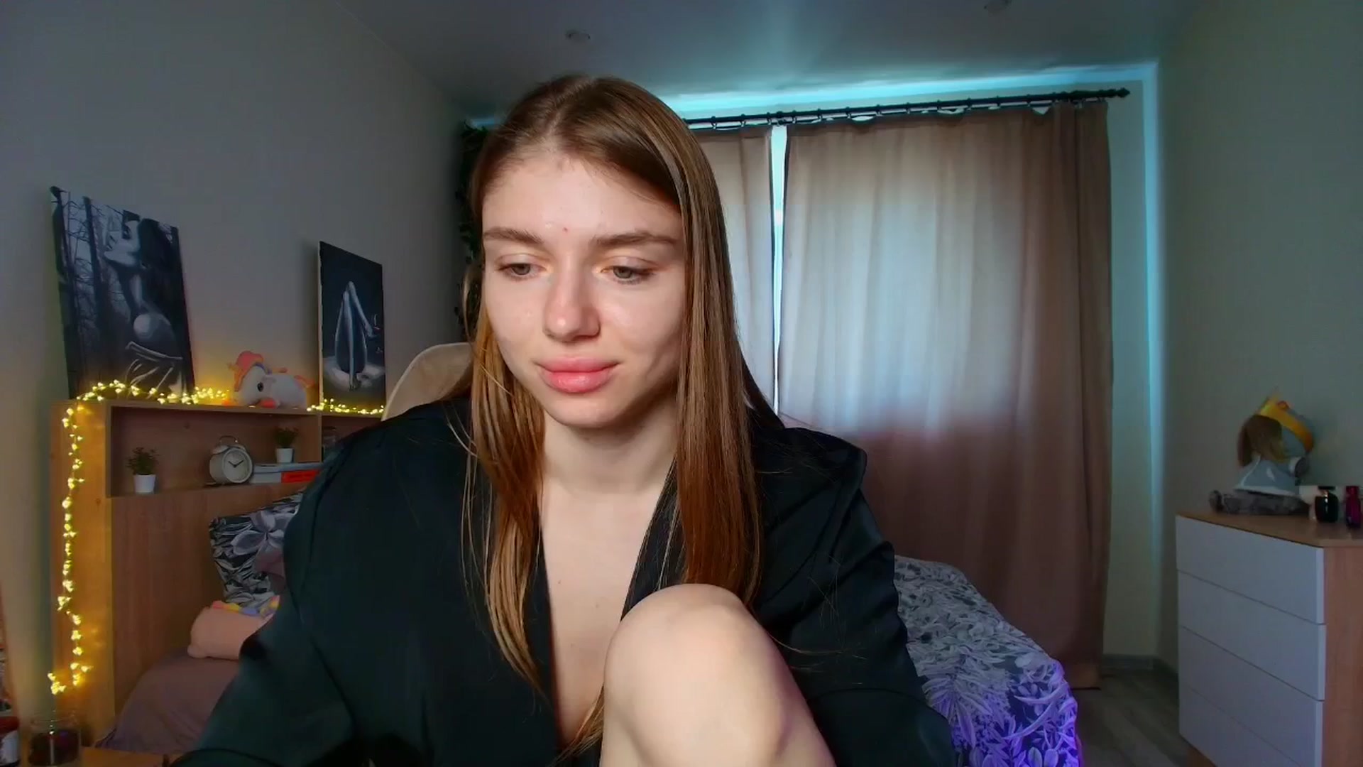 Gallery image thumbnail from Make_my_Luck's myfreecams stream on, 05/29/2025, 10:05 image 10 of 20