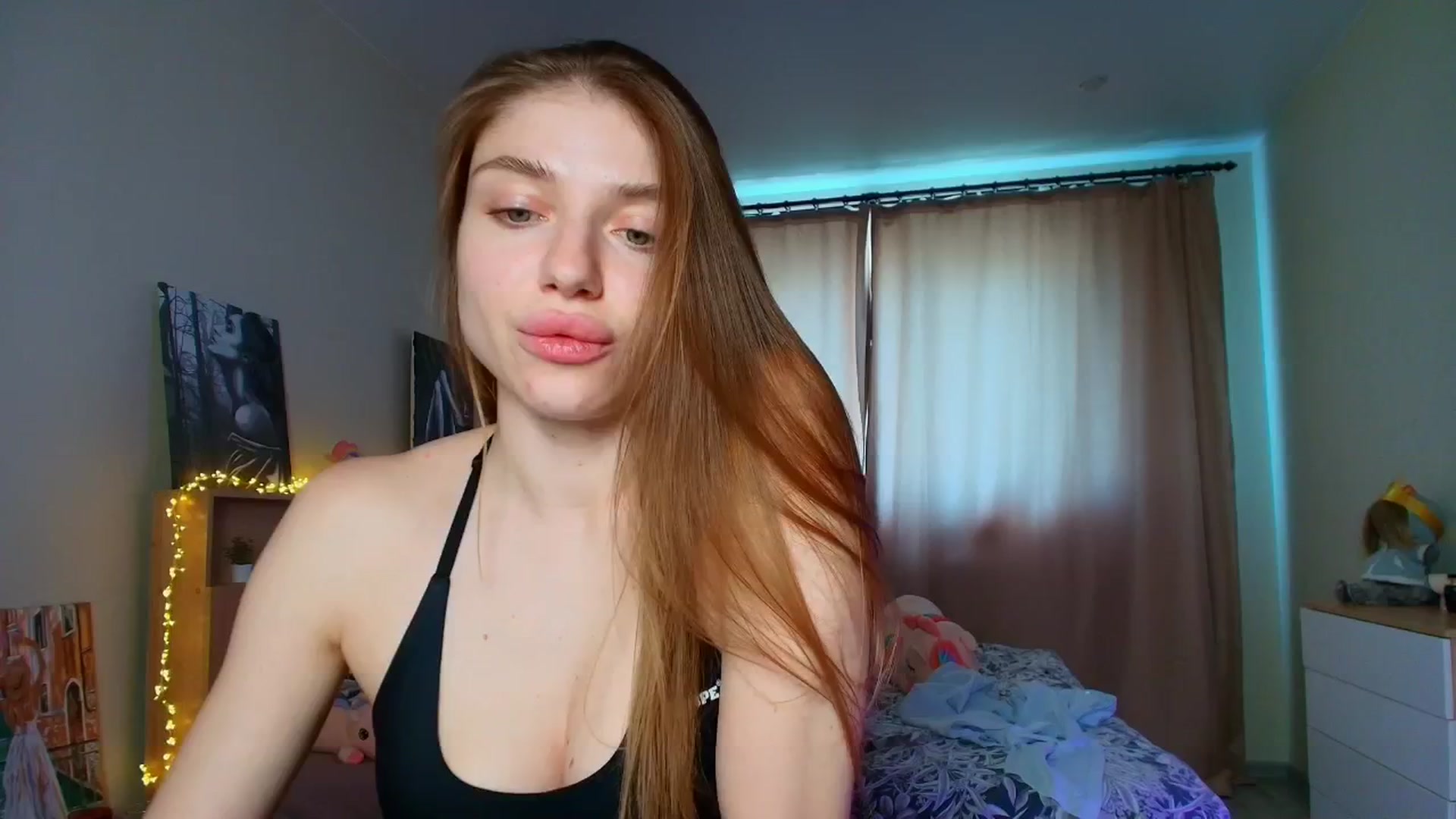 Gallery image thumbnail from Make_my_Luck's myfreecams stream on, 06/07/2025, 10:36 image 13 of 20