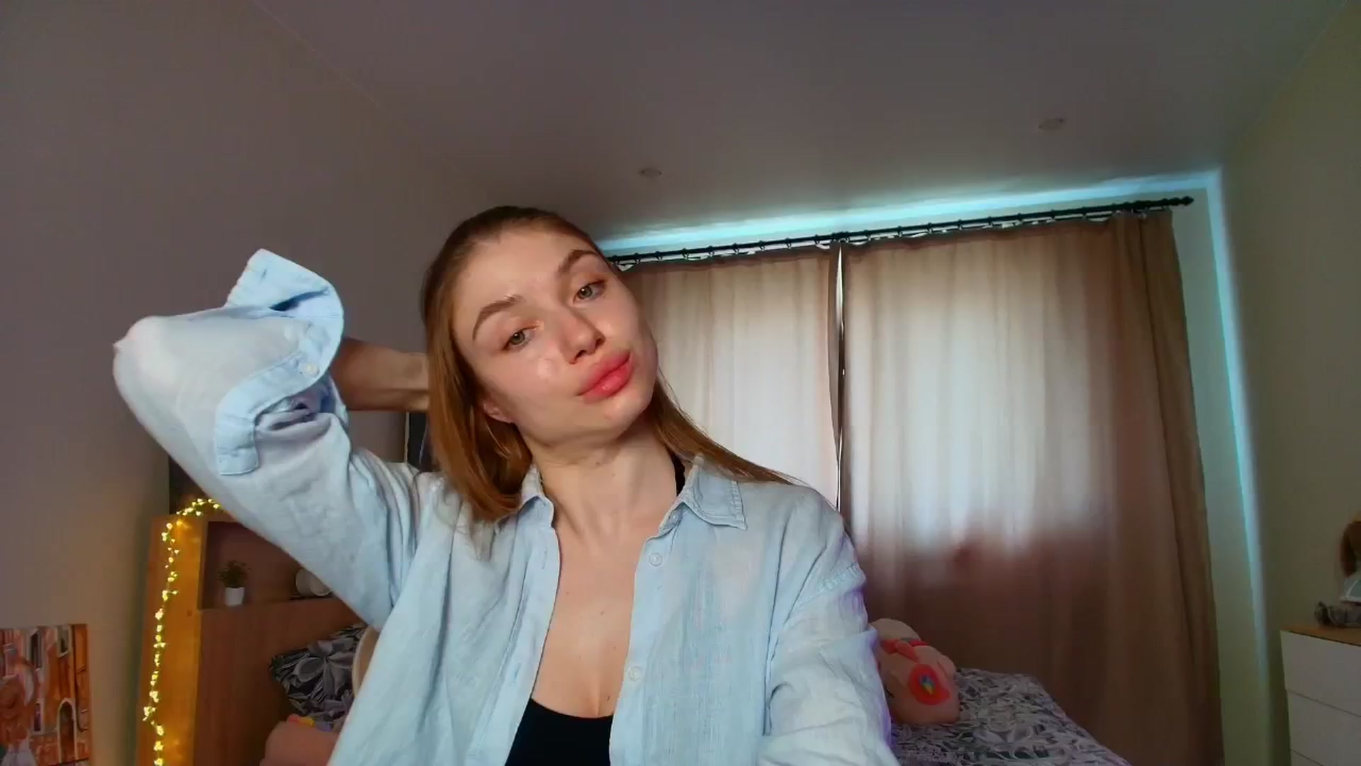 Gallery image thumbnail from Make_my_Luck's myfreecams stream on, 06/07/2025, 10:36 image 6 of 20