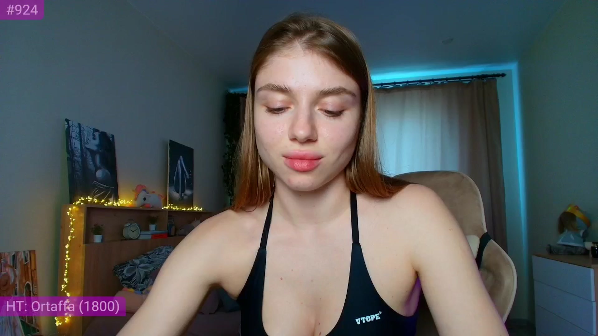 Gallery image thumbnail from Make_my_Luck's myfreecams stream on, 06/07/2025, 10:36 image 18 of 20
