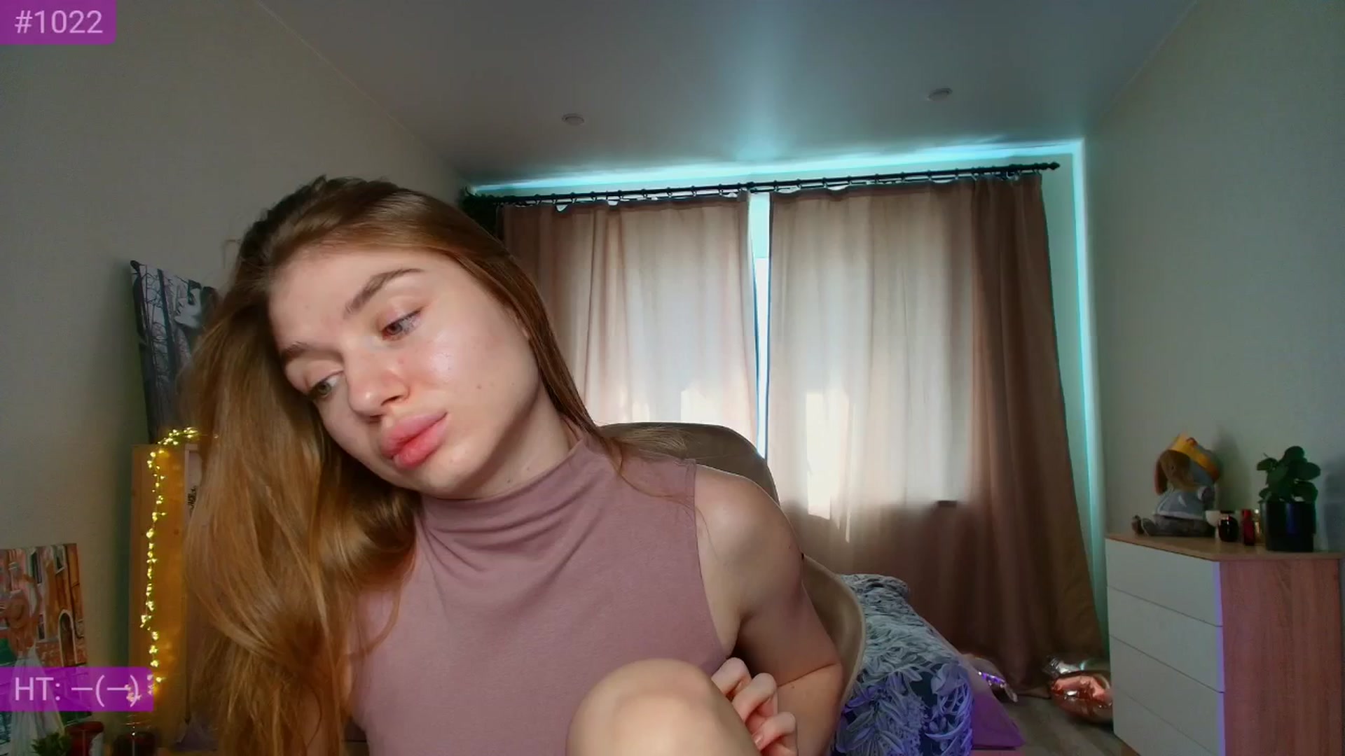 Gallery image thumbnail from Make_my_Luck's myfreecams stream on, 06/26/2025, 07:30 image 15 of 20