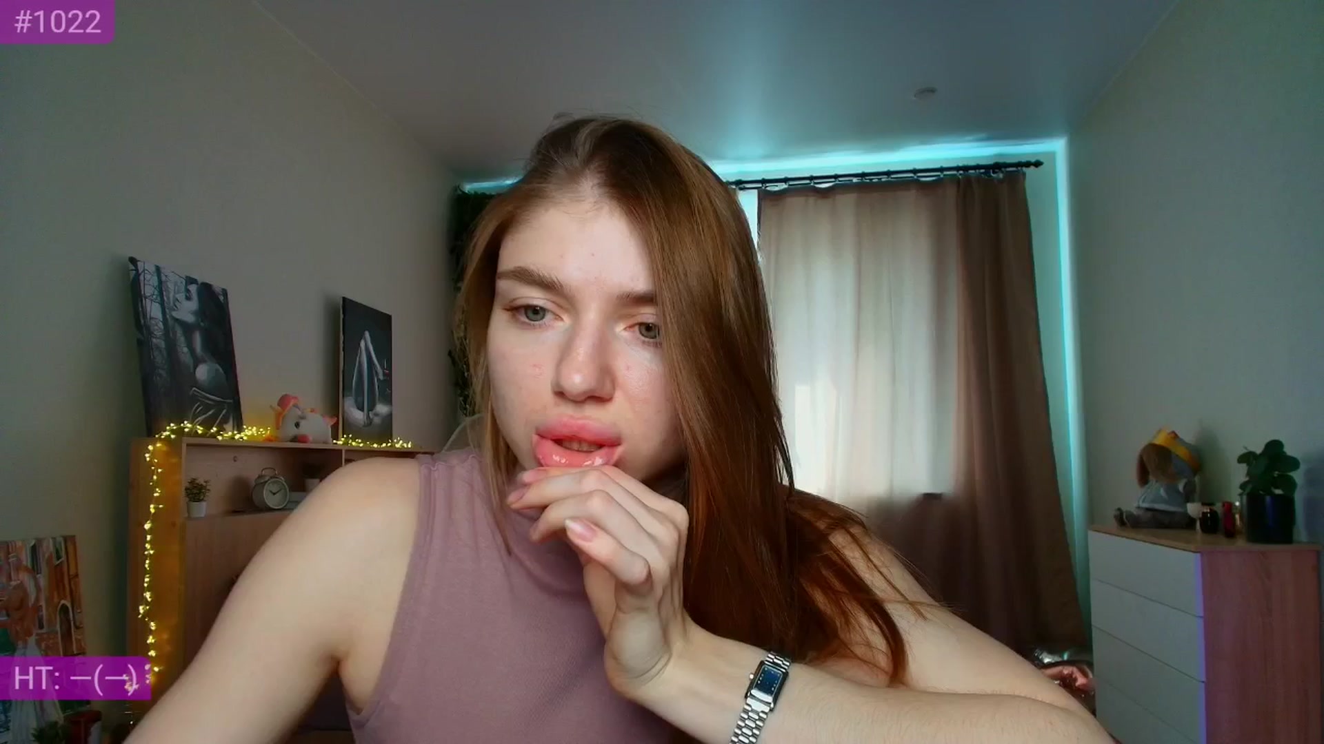 Gallery image thumbnail from Make_my_Luck's myfreecams stream on, 06/26/2025, 07:30 image 13 of 20