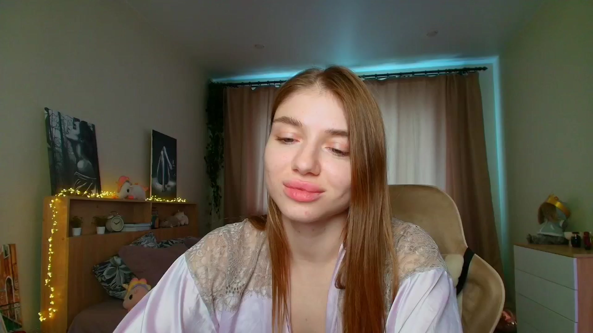 Gallery image thumbnail from Make_my_Luck's myfreecams stream on, 06/26/2025, 11:10 image 6 of 20