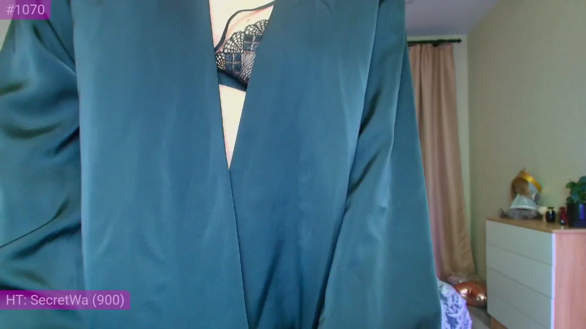 Gallery image thumbnail from Make_my_Luck's myfreecams stream on, 06/30/2025, 19:27 image 17 of 20