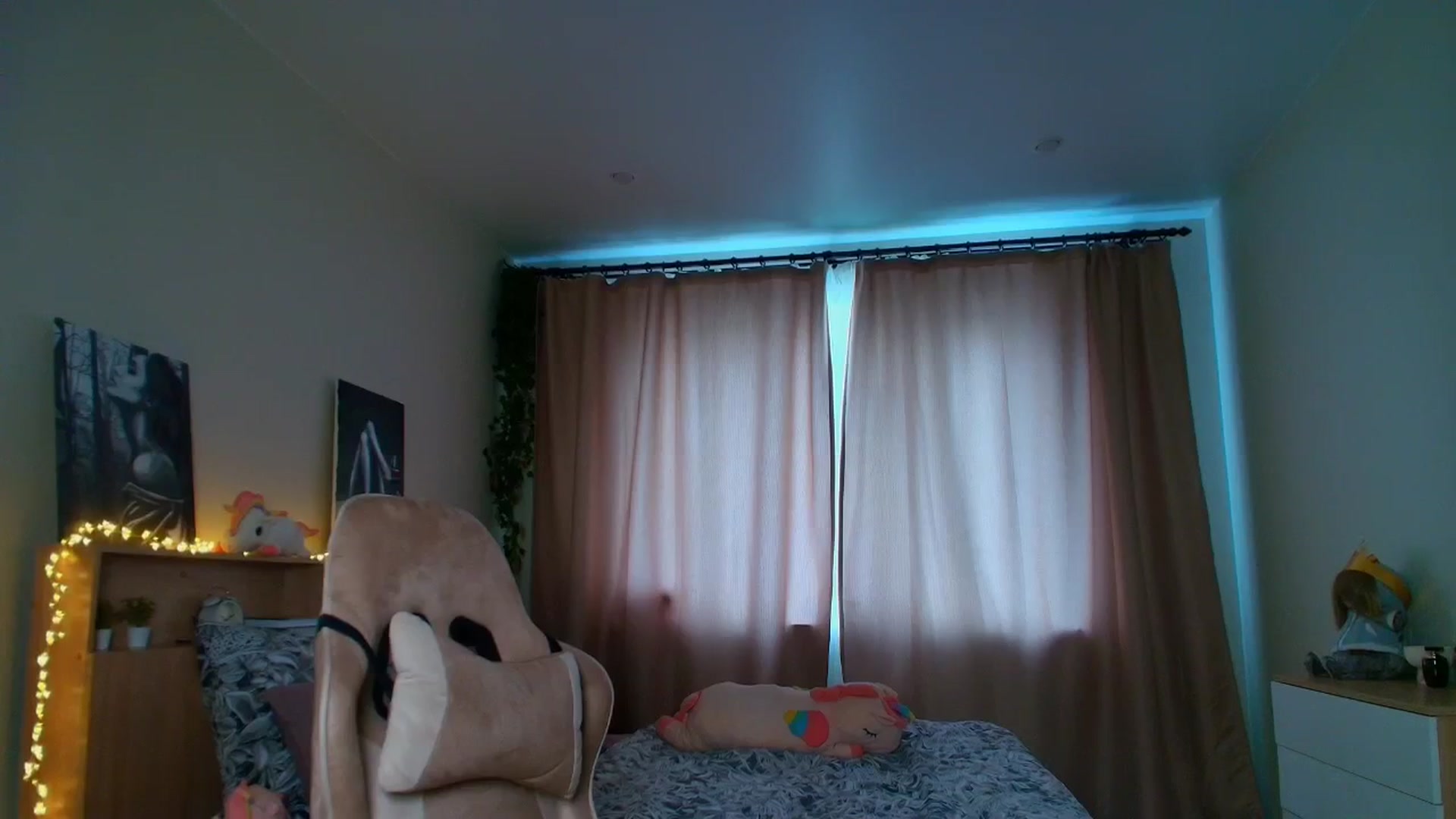 Gallery image thumbnail from Make_my_Luck's myfreecams stream on, 07/14/2025, 10:06 image 5 of 20