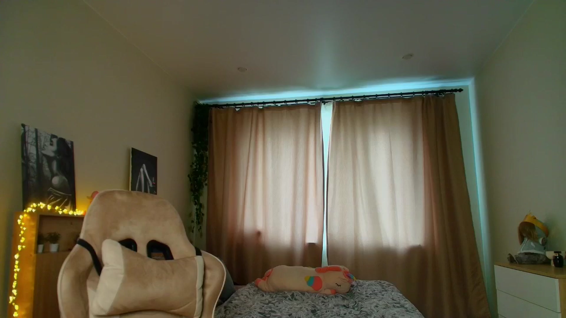 Gallery image thumbnail from Make_my_Luck's myfreecams stream on, 07/14/2025, 10:06 image 8 of 20