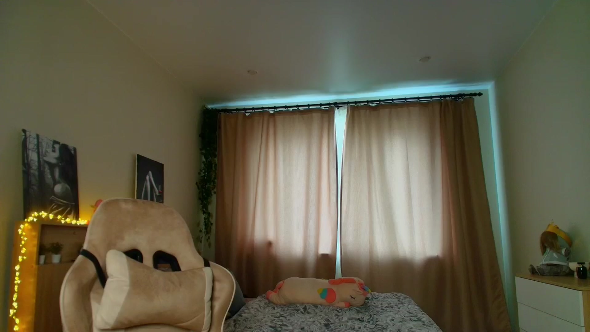 Gallery image thumbnail from Make_my_Luck's myfreecams stream on, 07/14/2025, 10:06 image 7 of 20