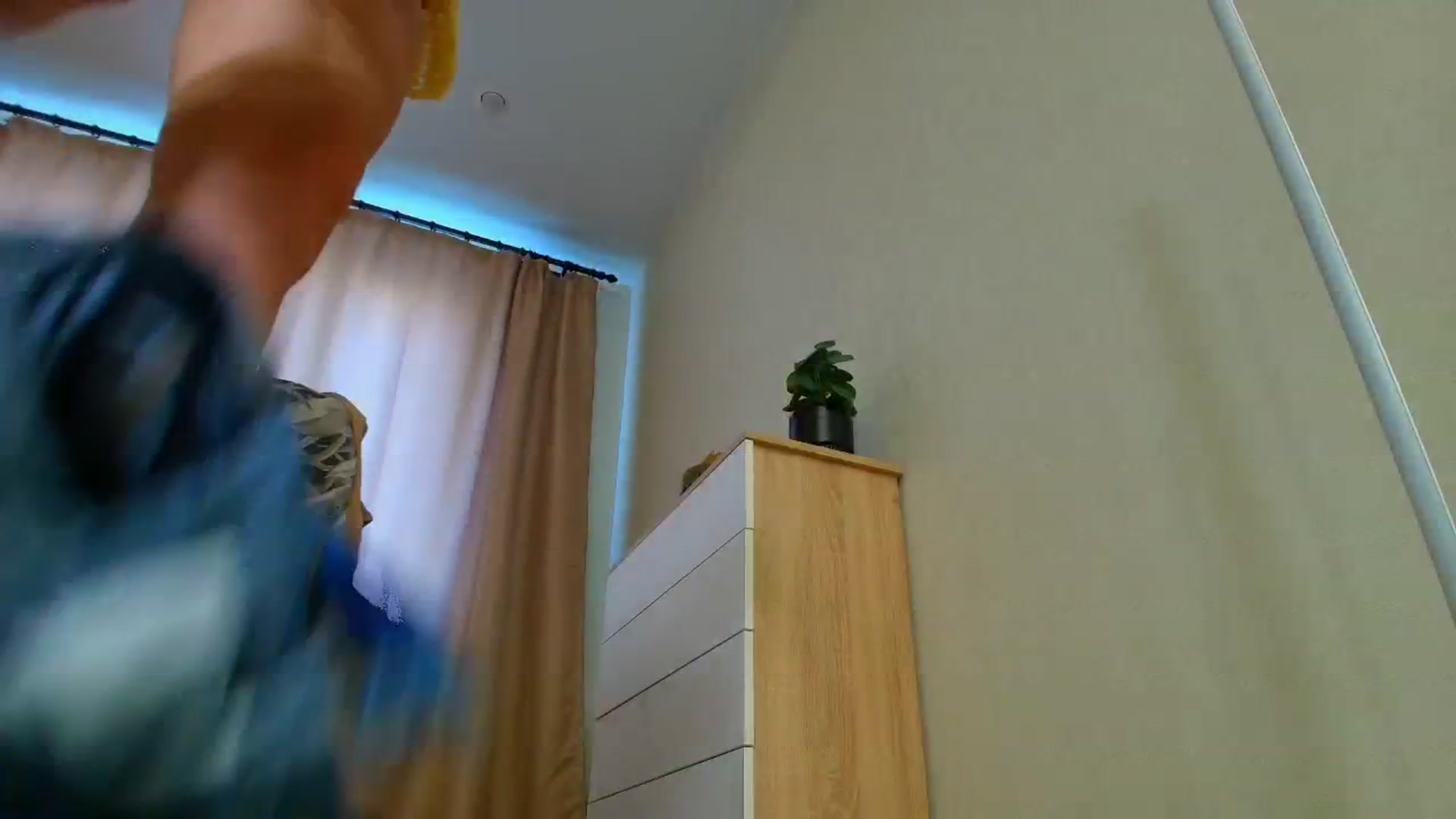 Gallery image thumbnail from Make_my_Luck's myfreecams stream on, 07/14/2025, 15:41 image 14 of 20