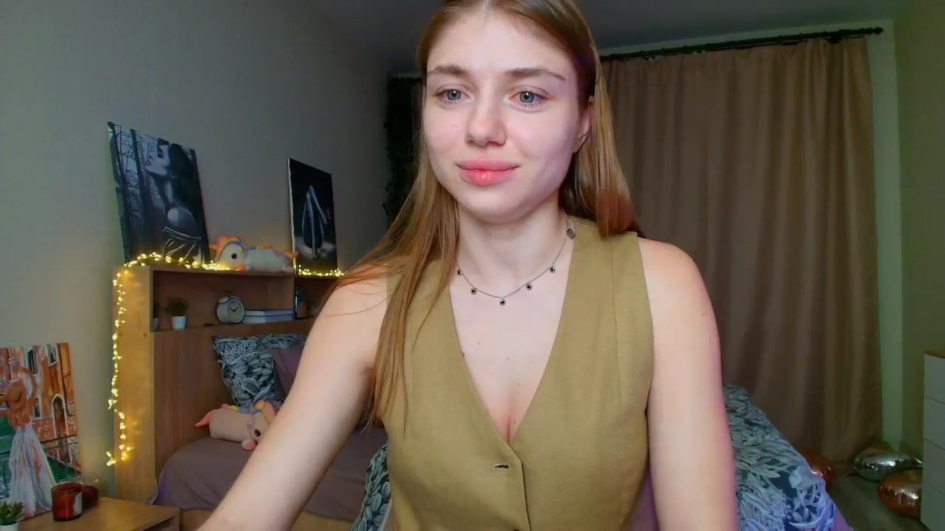 Gallery image thumbnail from Make_my_Luck's myfreecams stream on, 07/21/2025, 18:41 image 11 of 20