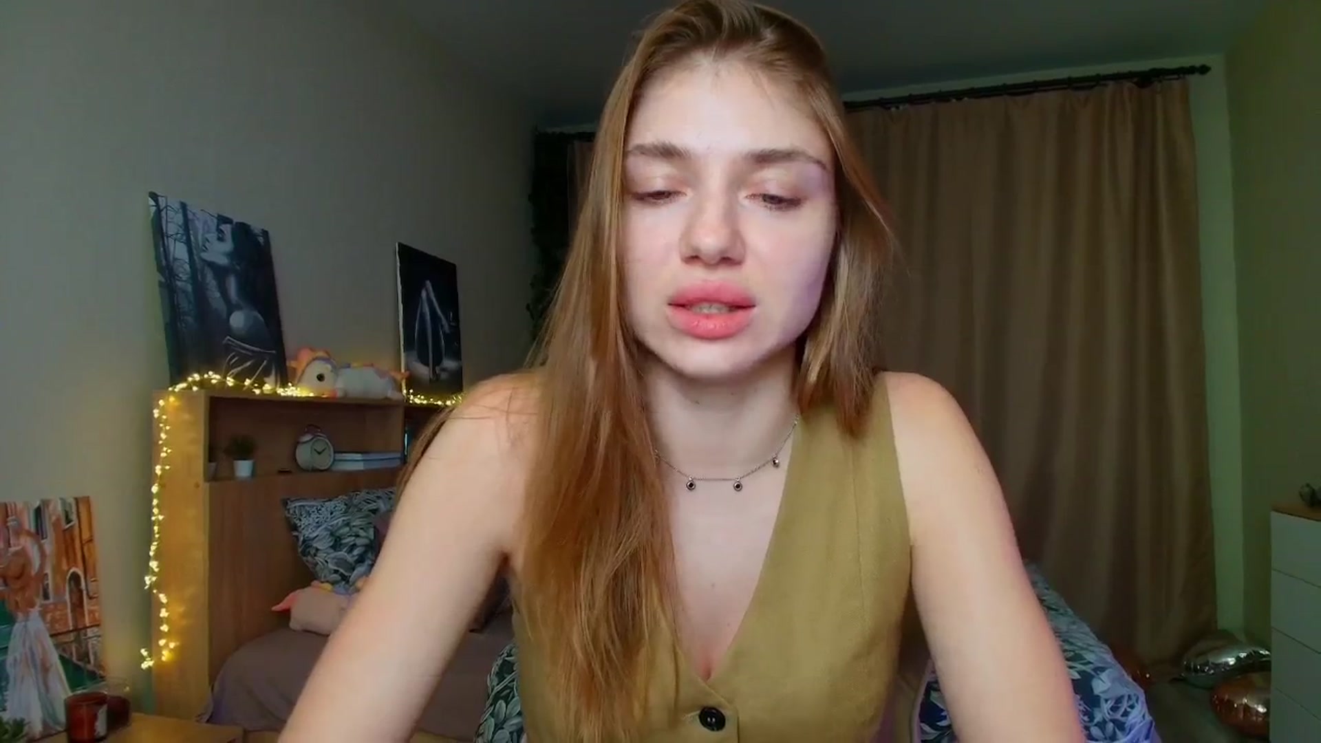 Gallery image thumbnail from Make_my_Luck's myfreecams stream on, 07/21/2025, 18:41 image 2 of 20