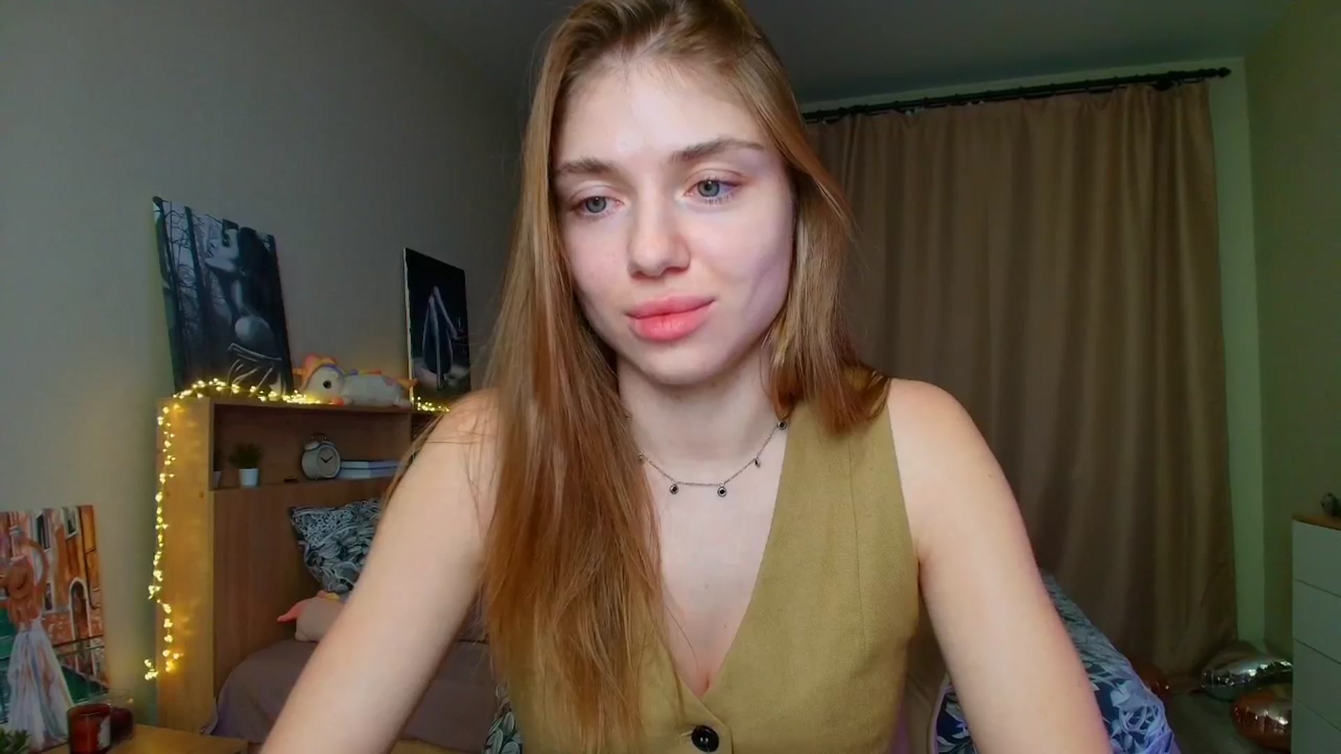 Gallery image thumbnail from Make_my_Luck's myfreecams stream on, 07/21/2025, 18:41 image 3 of 20