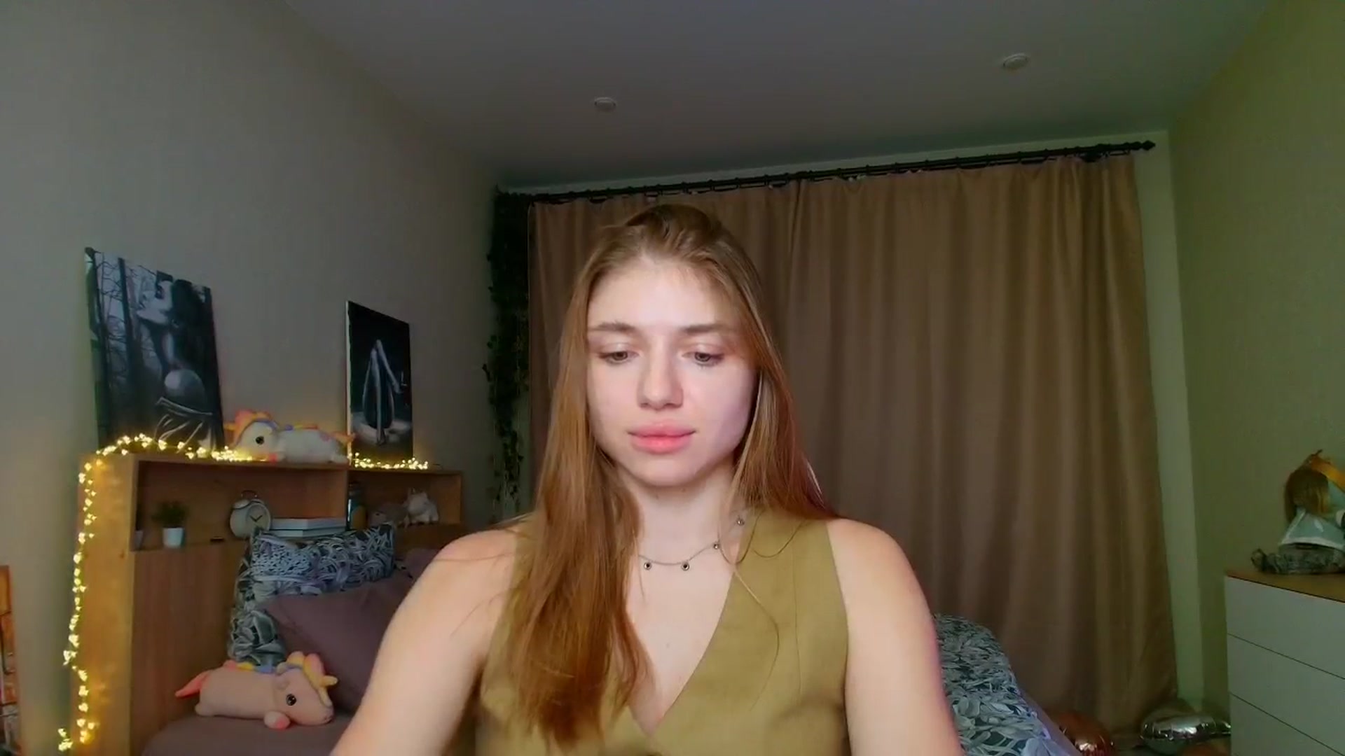 Gallery image thumbnail from Make_my_Luck's myfreecams stream on, 07/21/2025, 20:10 image 12 of 20