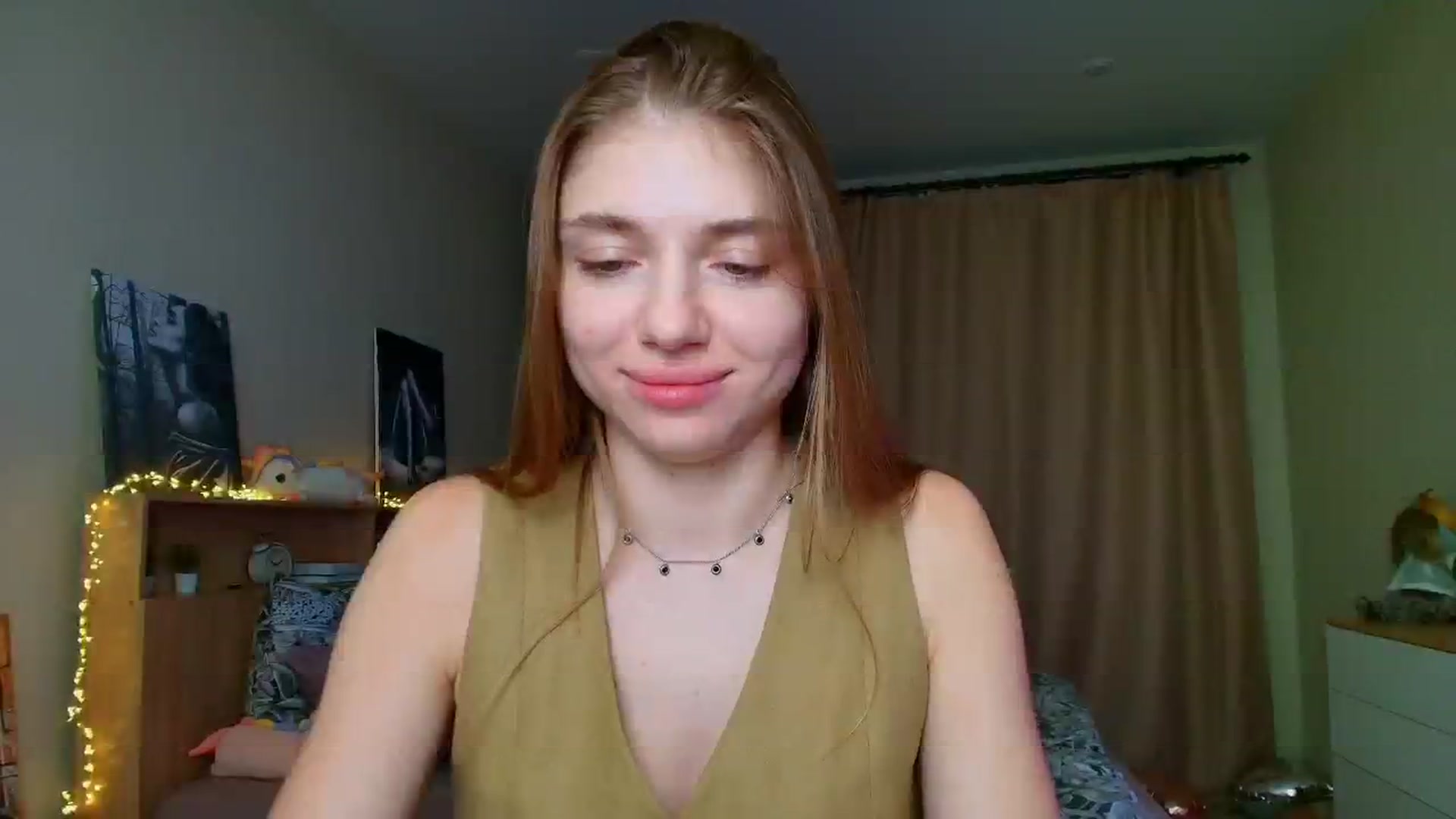 Gallery image thumbnail from Make_my_Luck's myfreecams stream on, 07/21/2025, 20:10 image 20 of 20