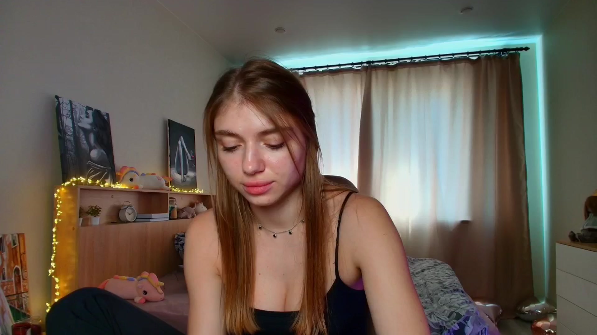 Gallery image thumbnail from Make_my_Luck's myfreecams stream on, 07/27/2025, 08:47 image 7 of 20