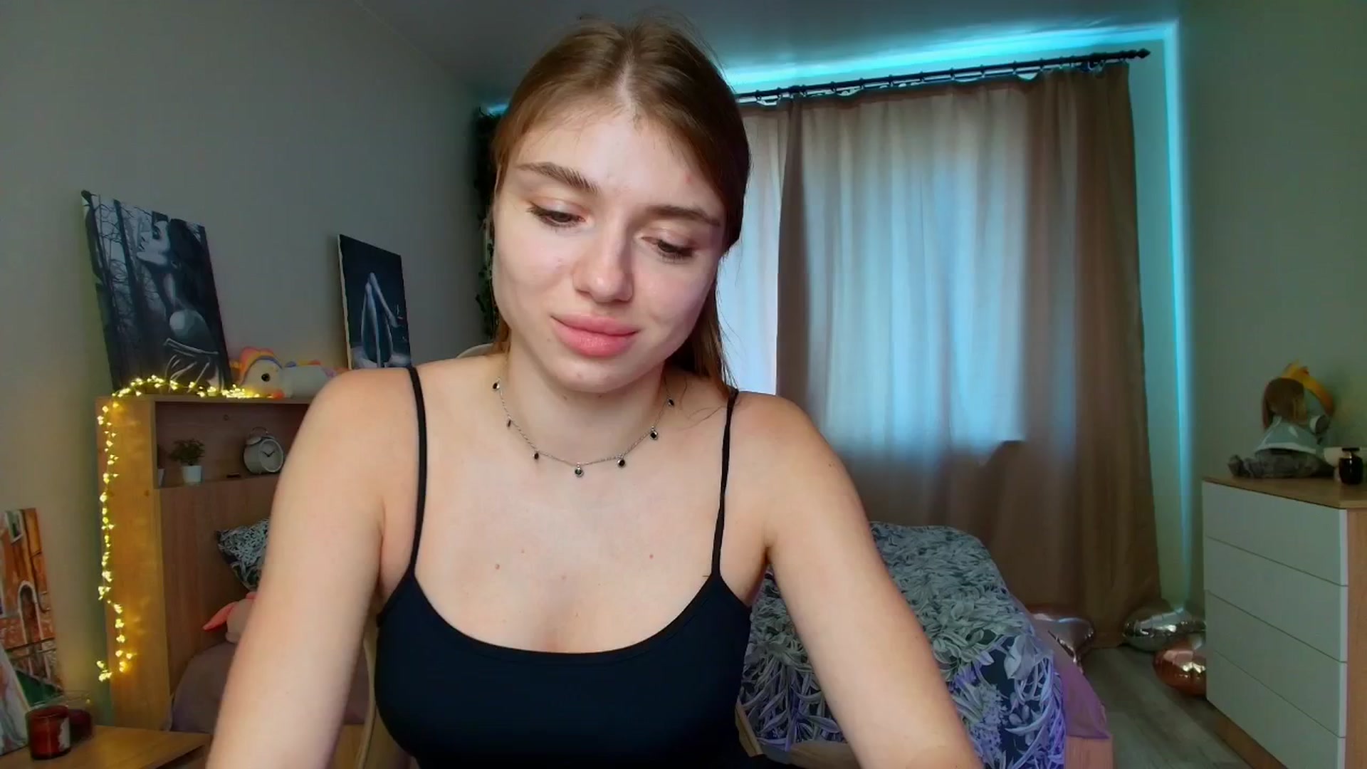 Gallery image thumbnail from Make_my_Luck's myfreecams stream on, 07/27/2025, 10:04 image 1 of 20