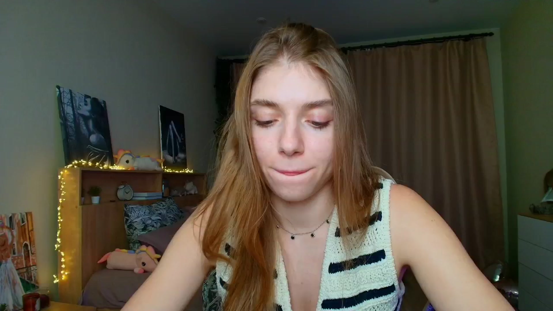Gallery image thumbnail from Make_my_Luck's myfreecams stream on, 07/29/2025, 17:49 image 3 of 20