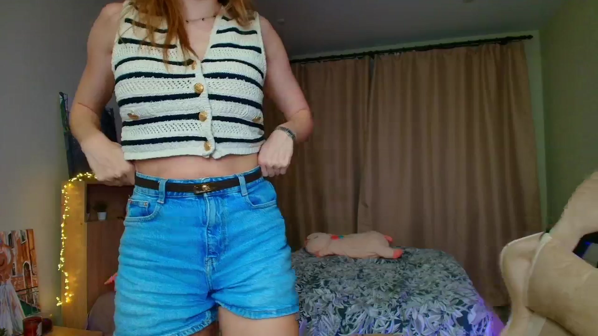 Gallery image thumbnail from Make_my_Luck's myfreecams stream on, 07/29/2025, 17:49 image 18 of 20