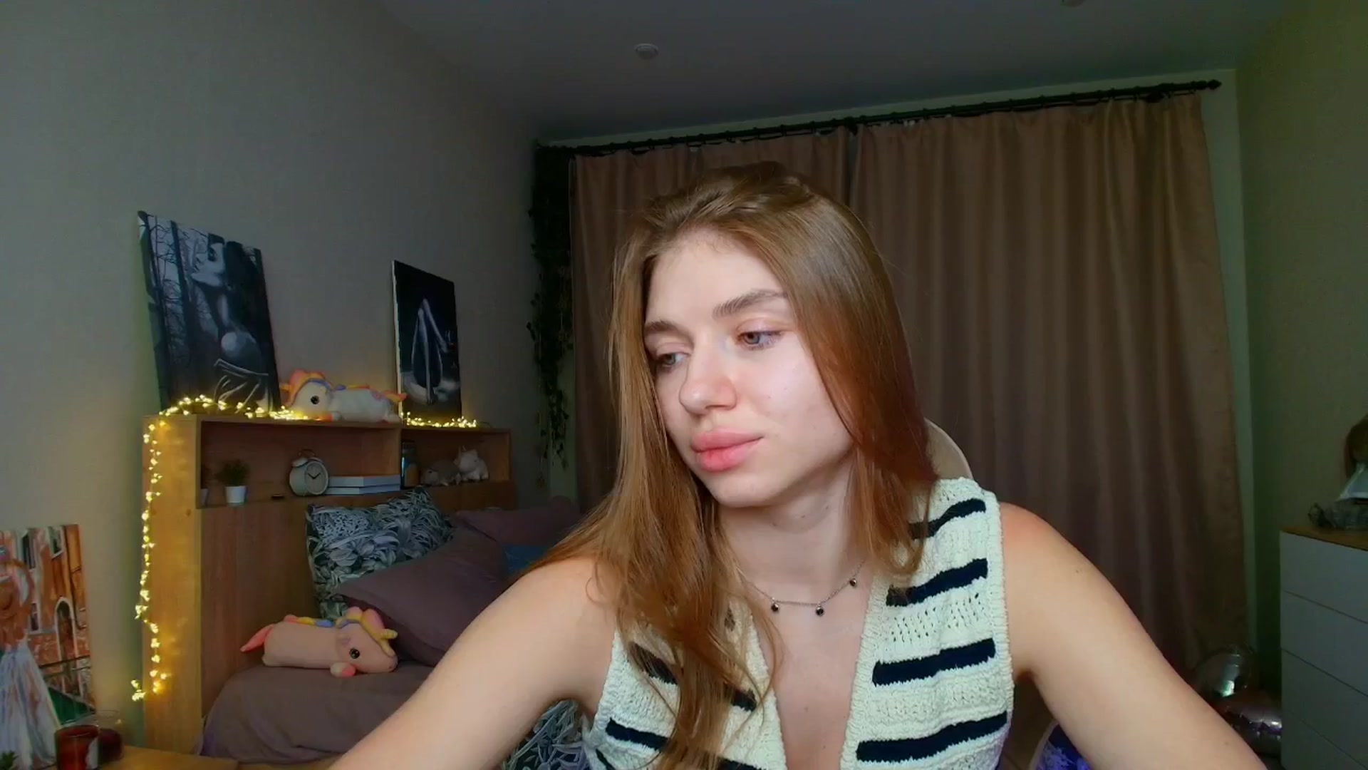 Gallery image thumbnail from Make_my_Luck's myfreecams stream on, 07/29/2025, 17:49 image 12 of 20