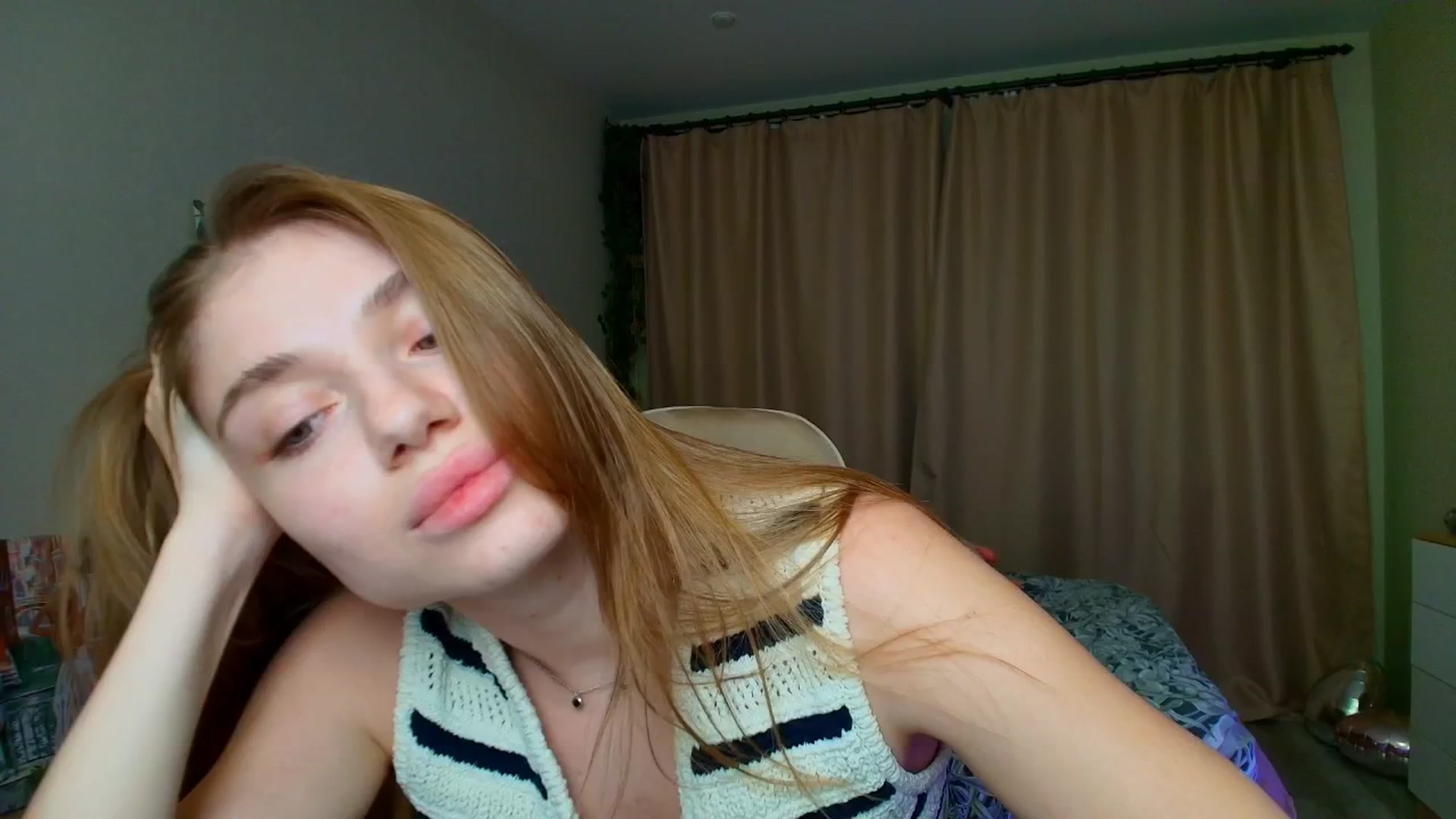 Gallery image thumbnail from Make_my_Luck's myfreecams stream on, 07/29/2025, 18:48 image 8 of 20