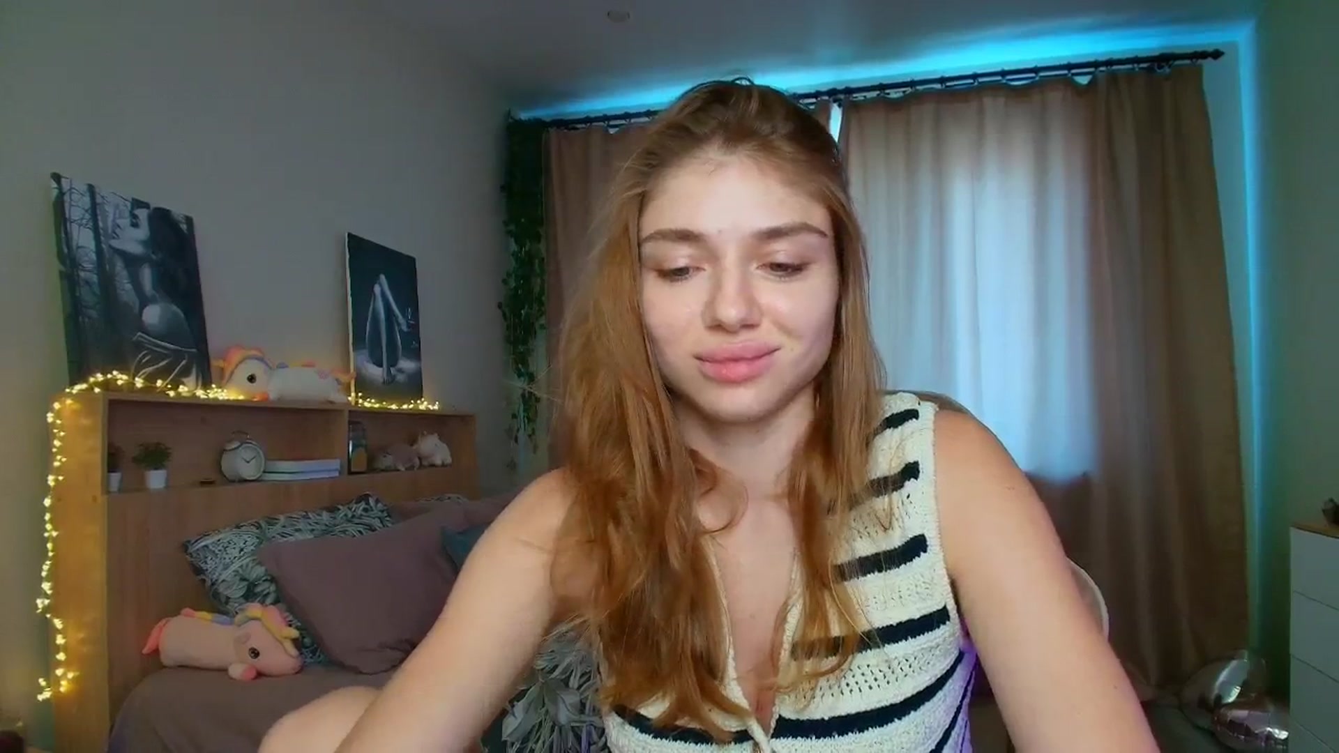 Gallery image thumbnail from Make_my_Luck's myfreecams stream on, 08/03/2025, 12:23 image 9 of 20