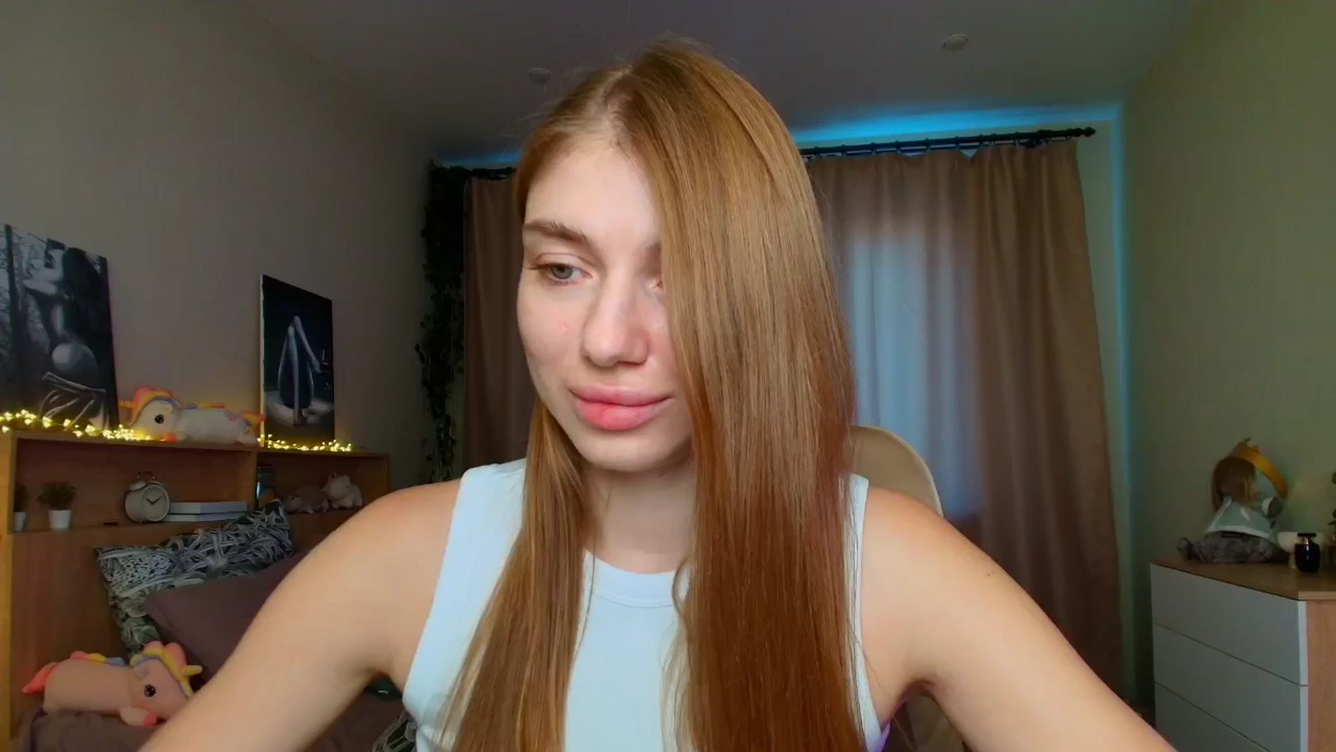 Gallery image thumbnail from Make_my_Luck's myfreecams stream on, 08/06/2025, 16:45 image 8 of 20