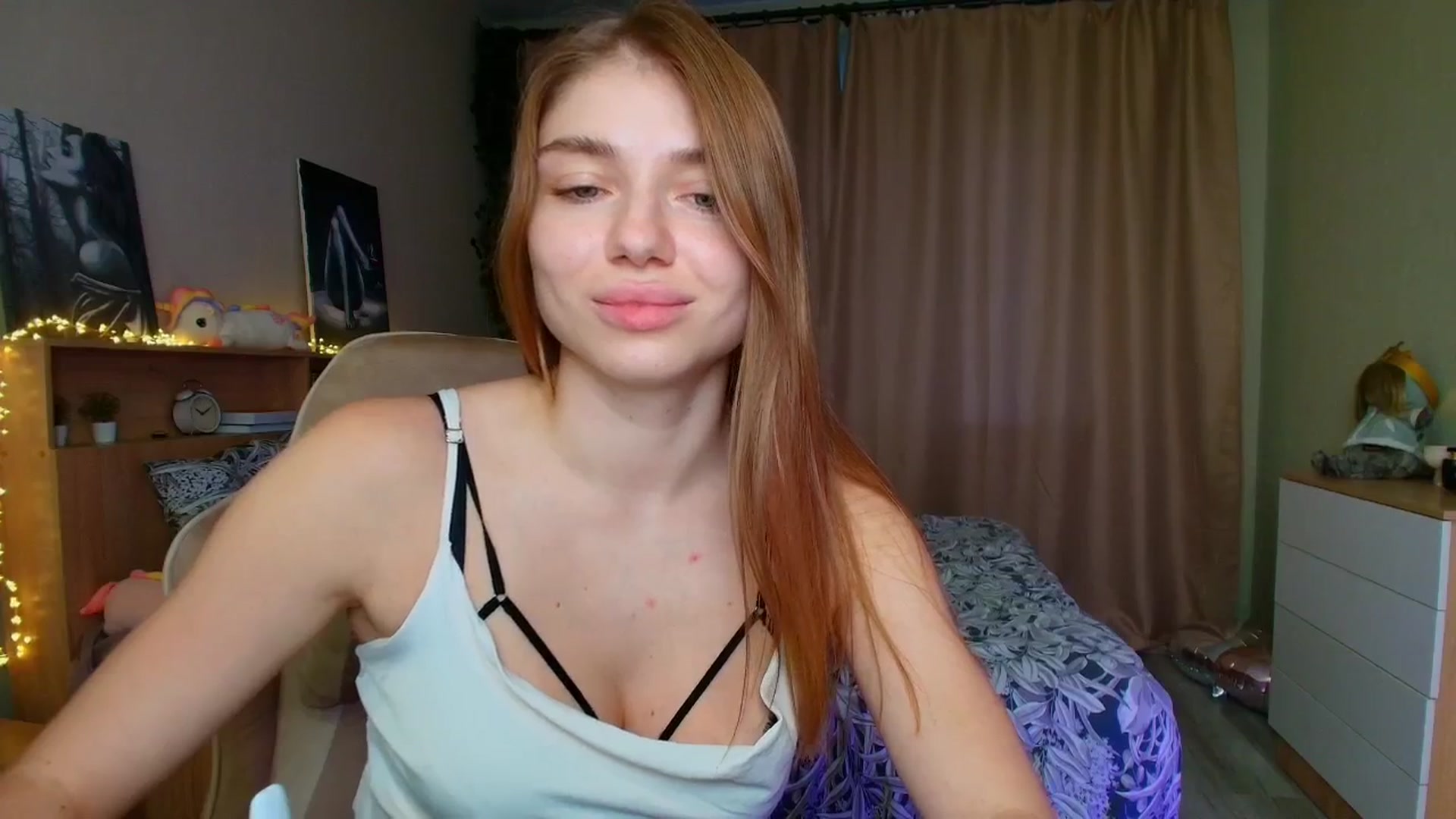 Gallery image thumbnail from Make_my_Luck's myfreecams stream on, 08/06/2025, 16:45 image 20 of 20